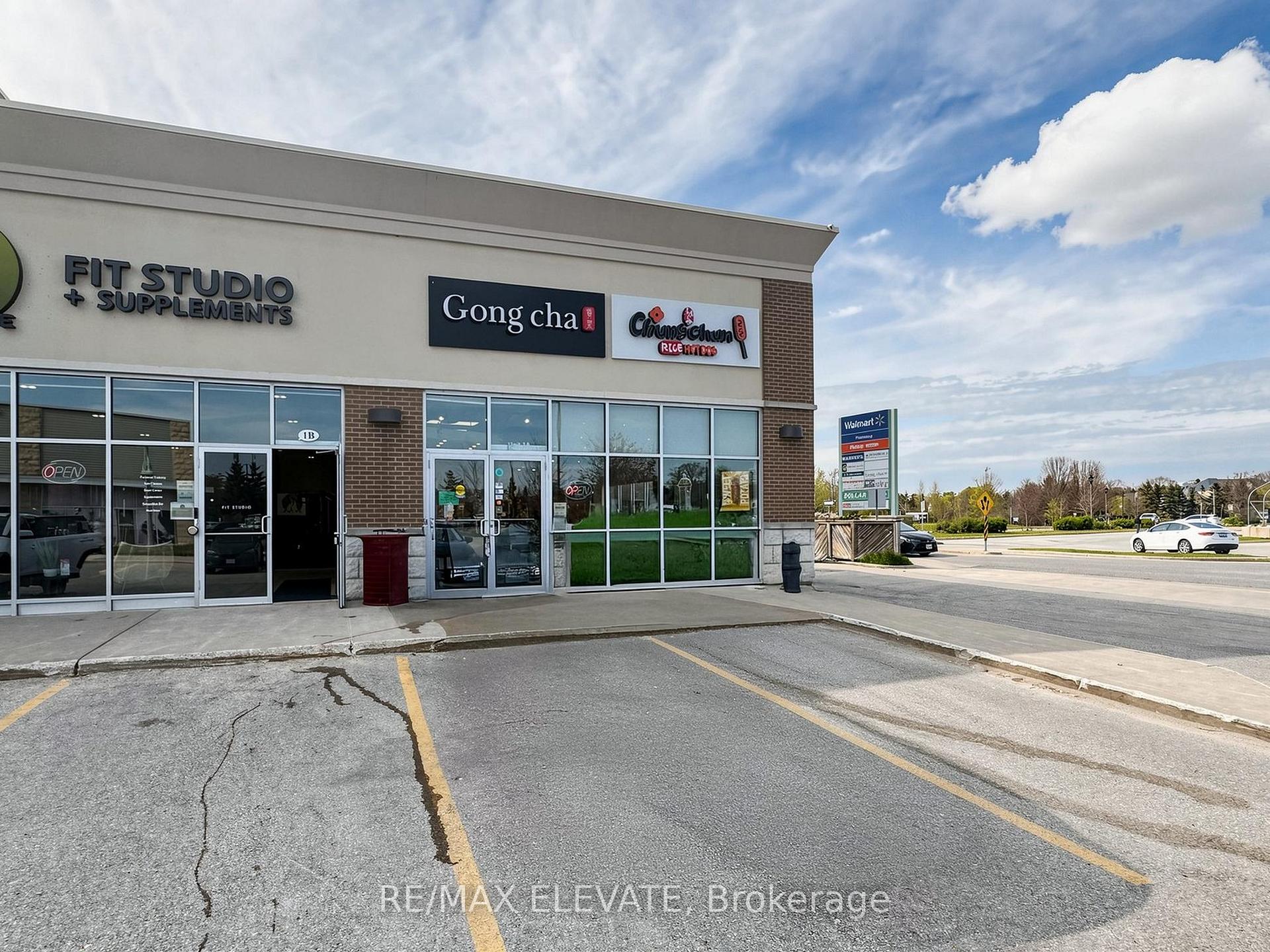 1 Market Lane Unit A, Wasaga Beach — photo 3 of 5