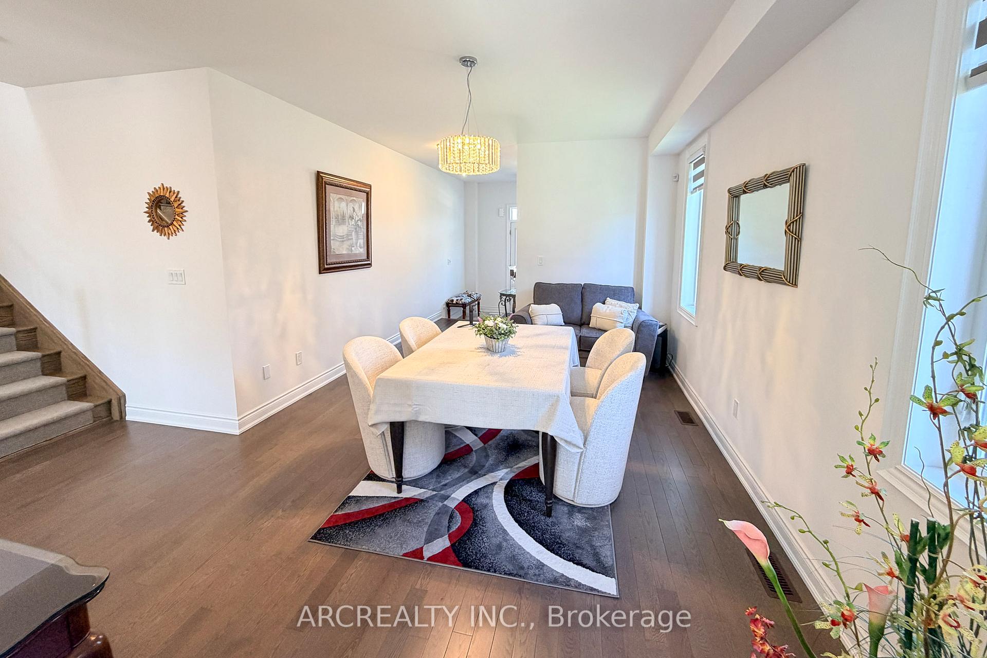 18 Emerald Street, Wasaga Beach — photo 5 of 5