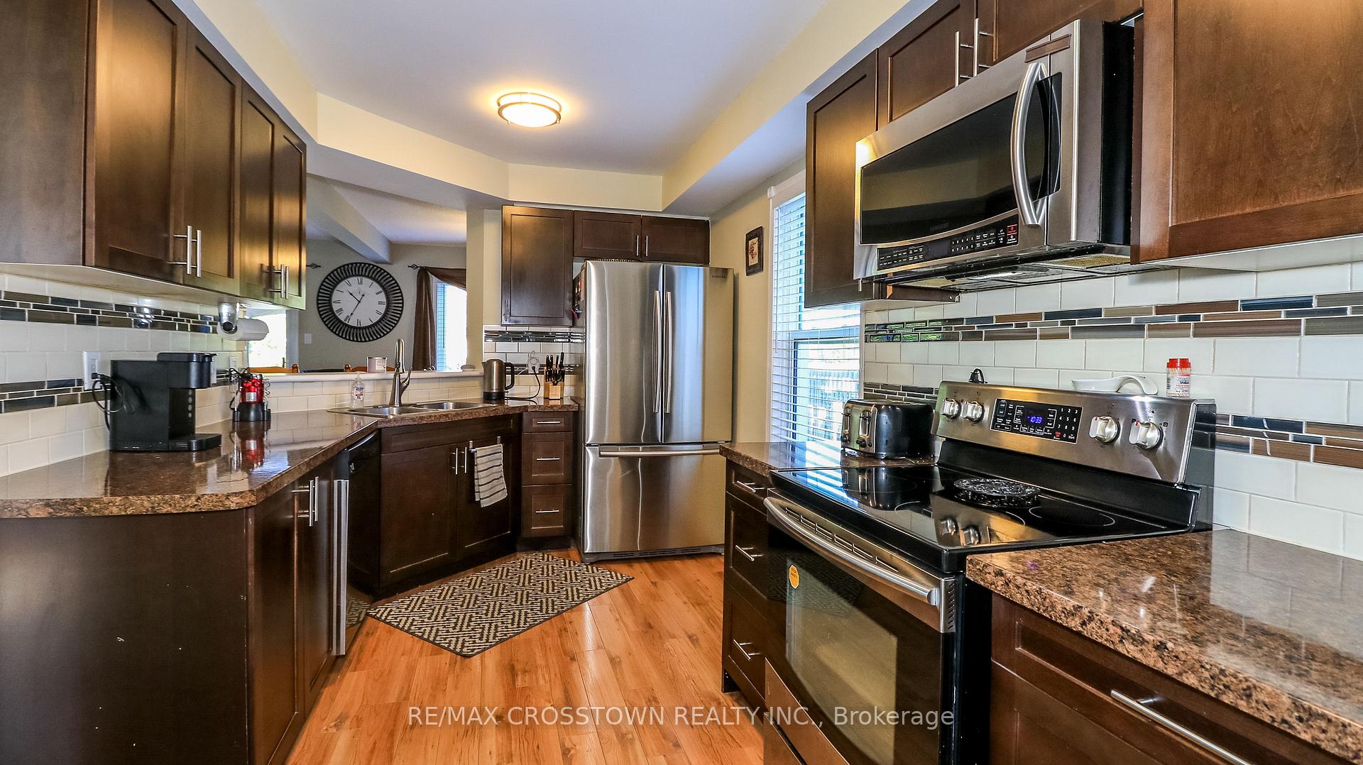 67 Donald Crescent, Wasaga Beach — photo 4 of 5