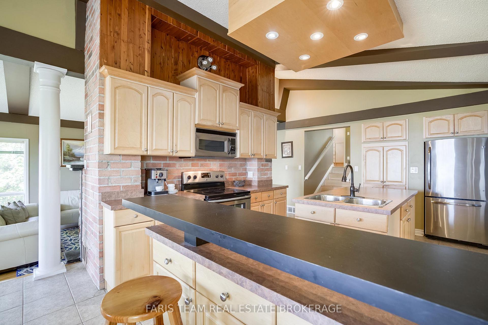 1787 Champlain Road, Tiny — photo 5 of 5