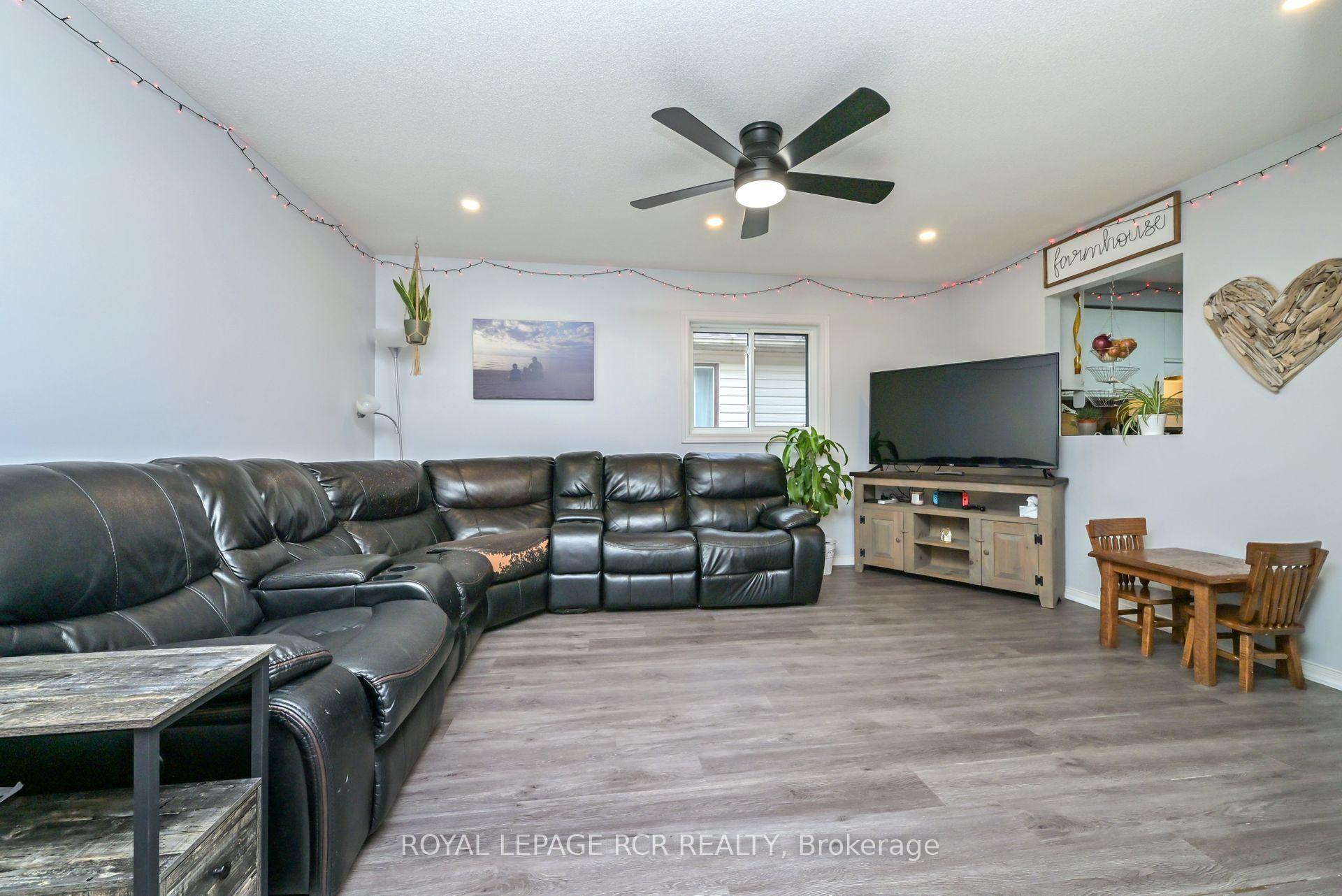 121 Dyer Drive, Wasaga Beach — photo 4 of 5