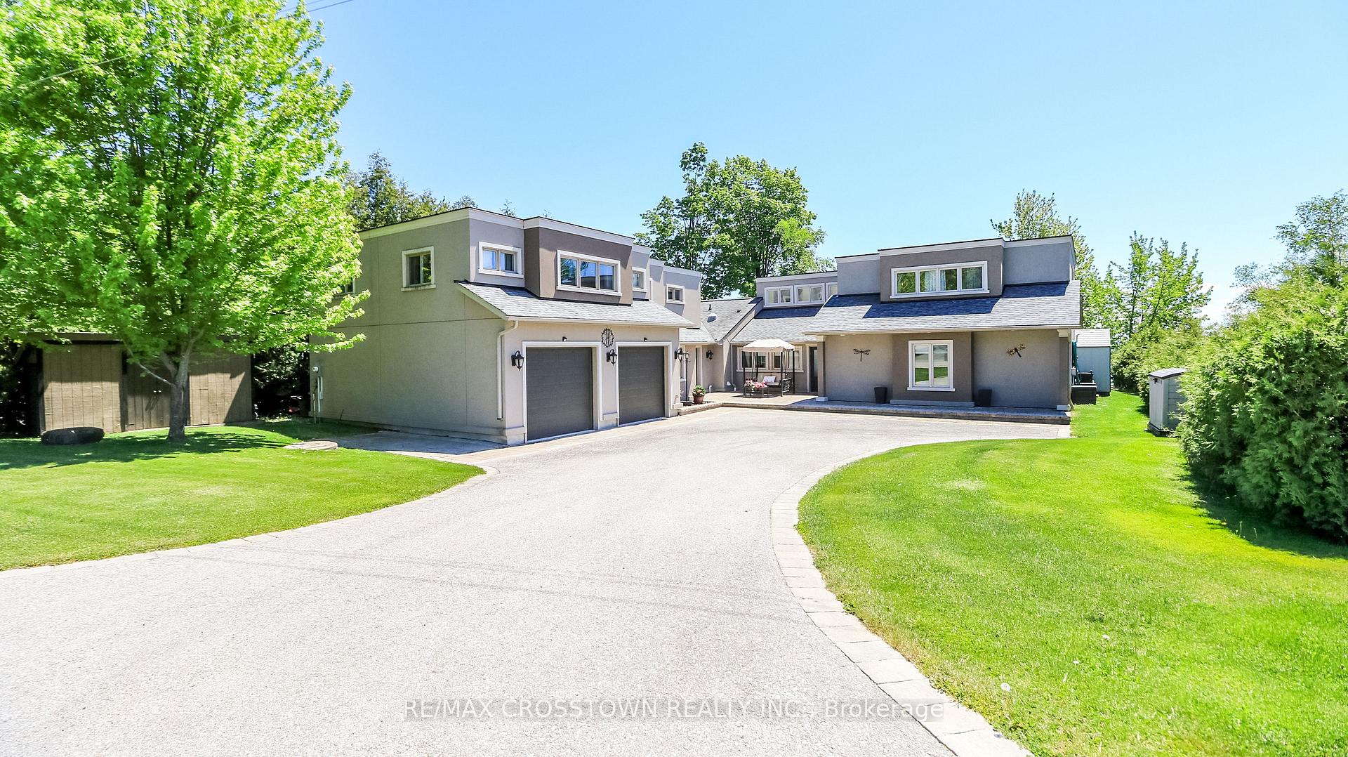 183 Lakeshore Road W, Oro-Medonte — photo 2 of 5