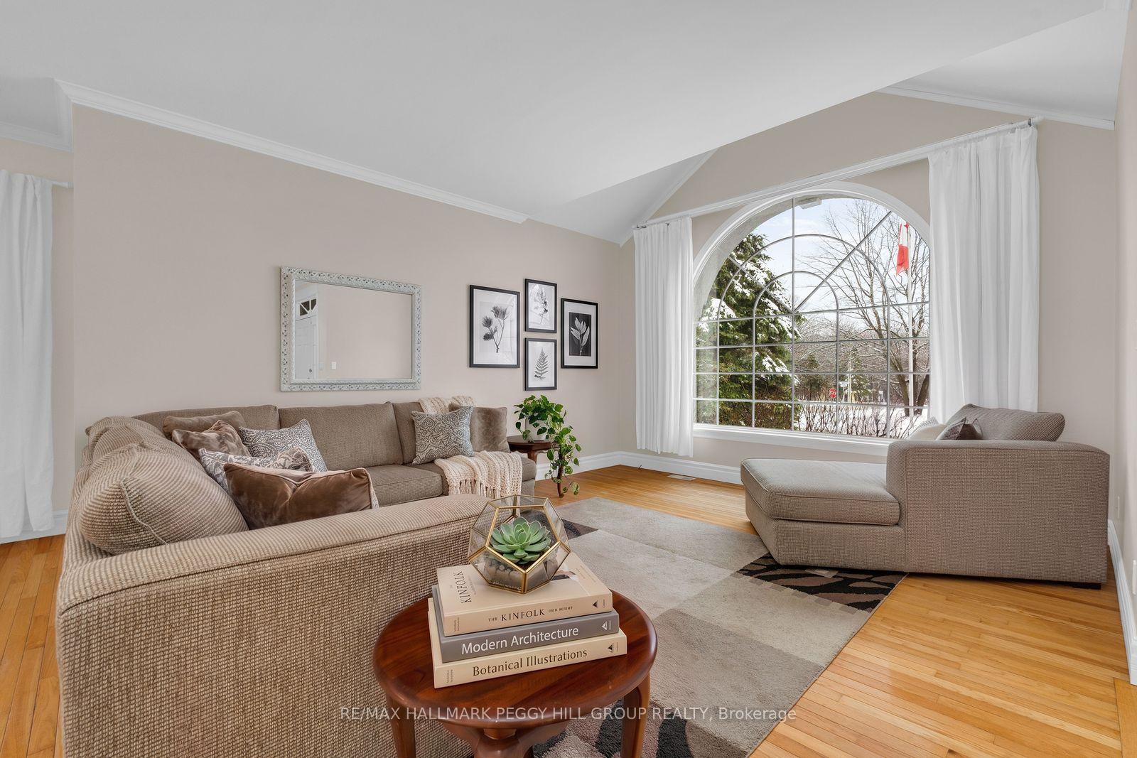 45 Brule Street, Penetanguishene — photo 2 of 5