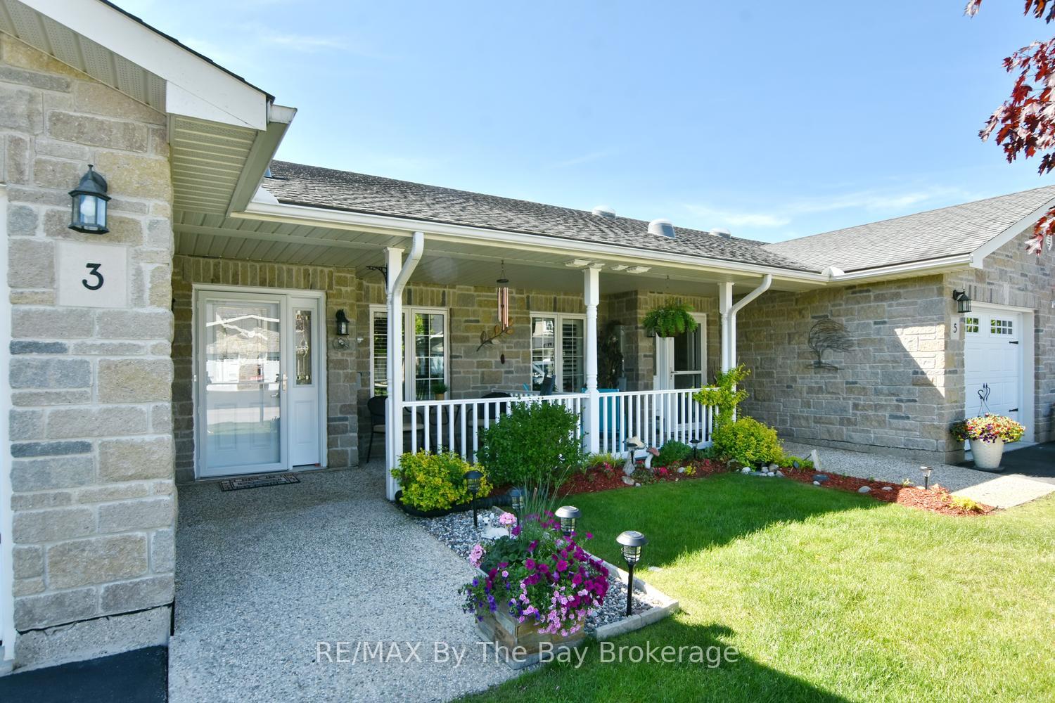 3 Garden Grove Crescent, Wasaga Beach — photo 4 of 5