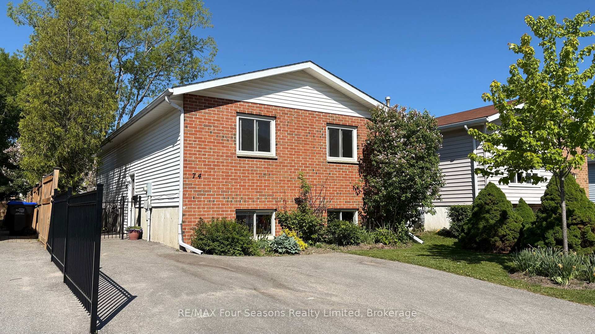 74 Telfer Road, Collingwood, ON L9Y 4S2 — Collingwood, Ontario