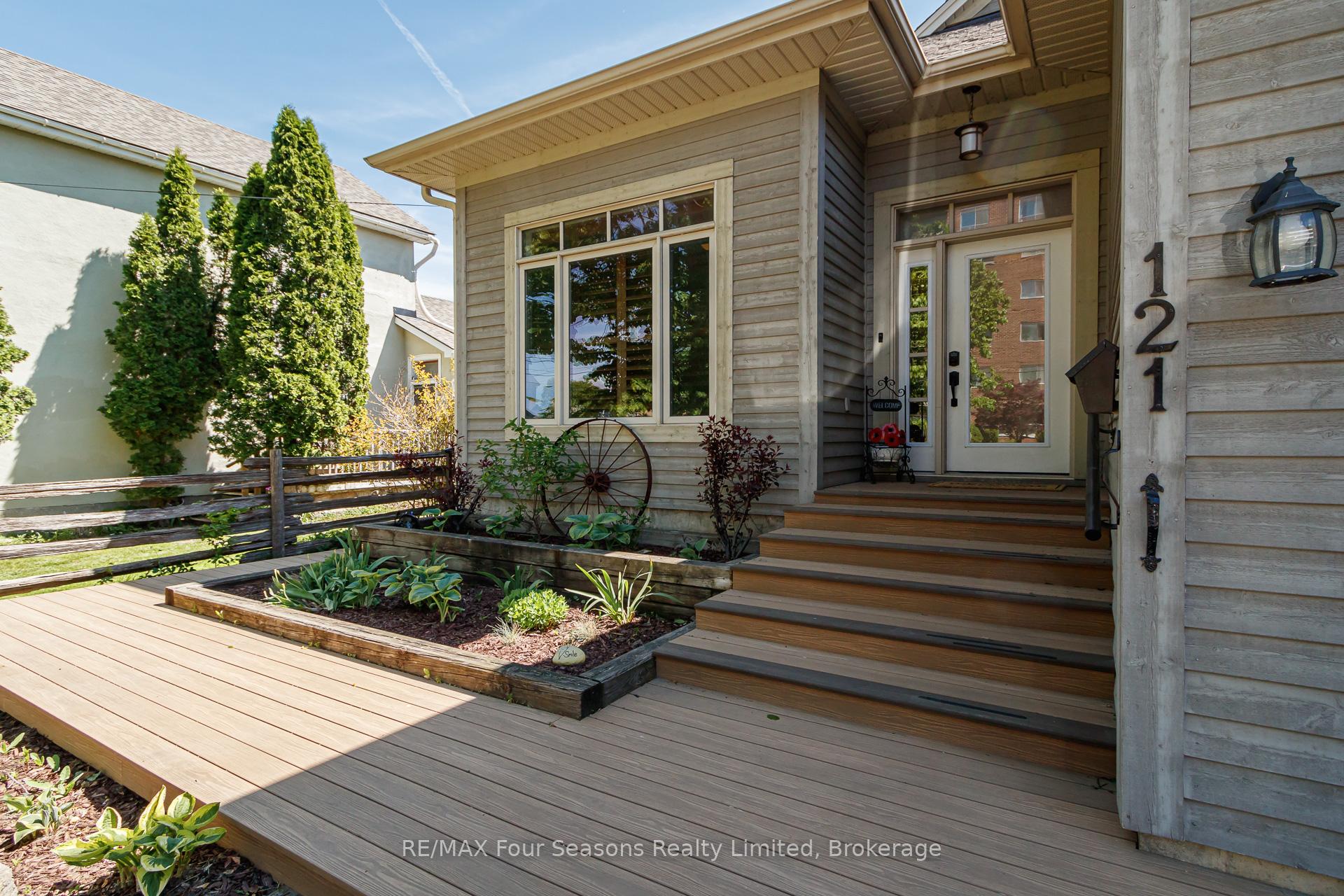 121 Elm Street, Collingwood — photo 4 of 5