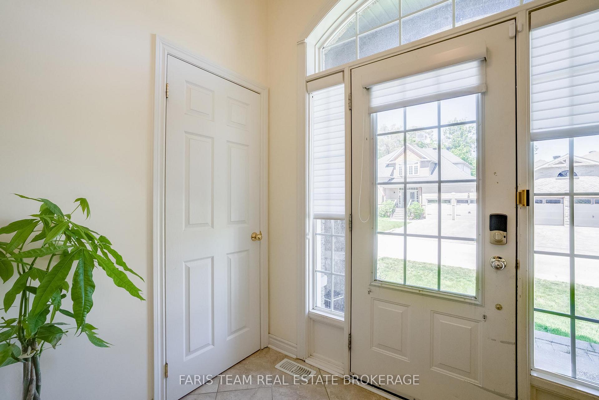 16 Landscape Drive, Oro-Medonte — photo 5 of 5