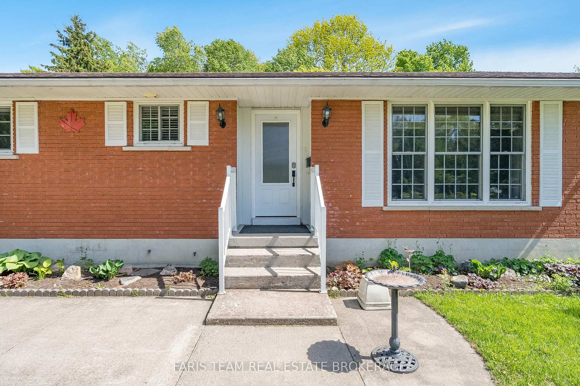 19 Maplegate Road, Tiny — photo 4 of 5