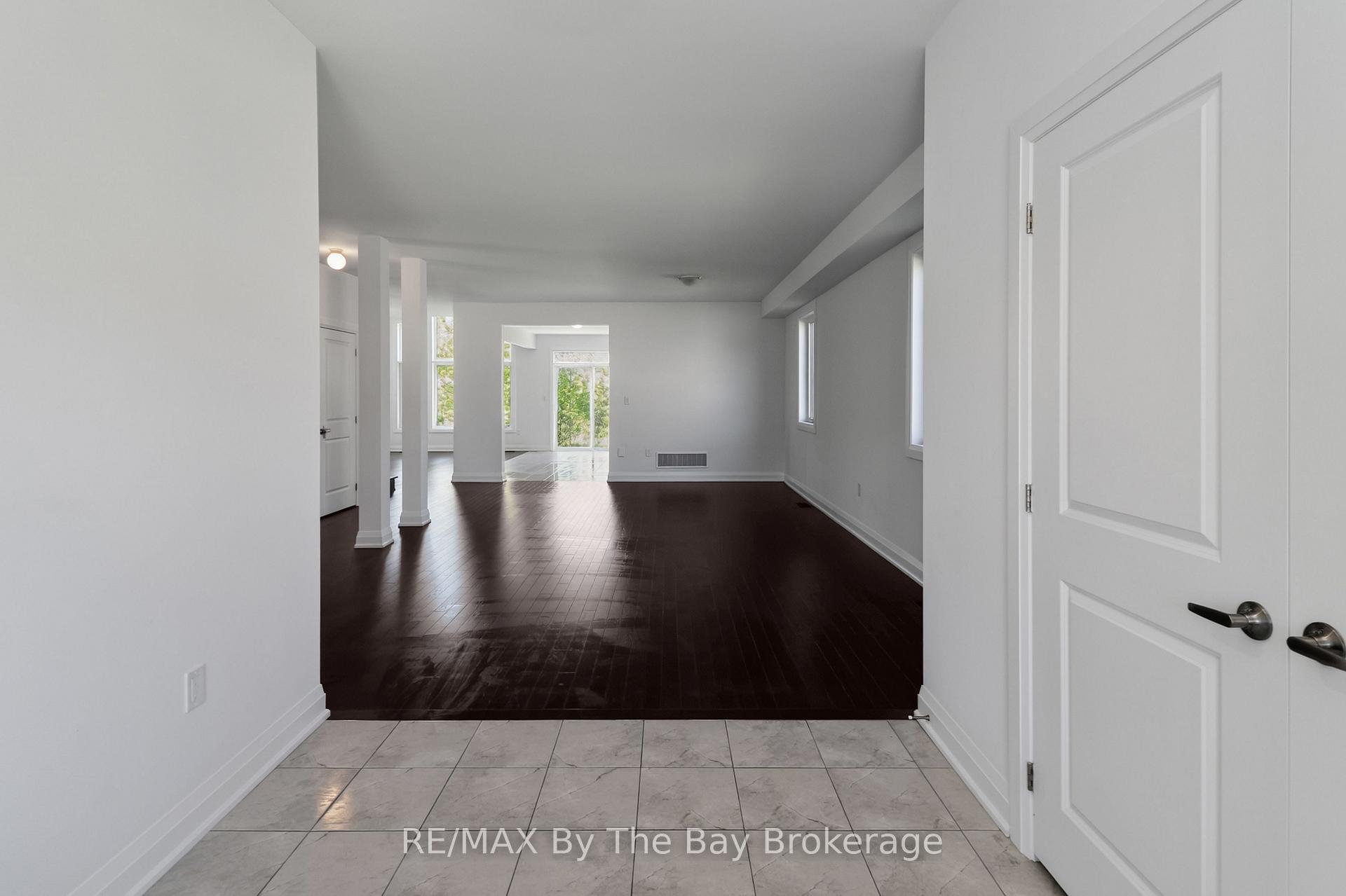 52 Amber Drive, Wasaga Beach — photo 4 of 5