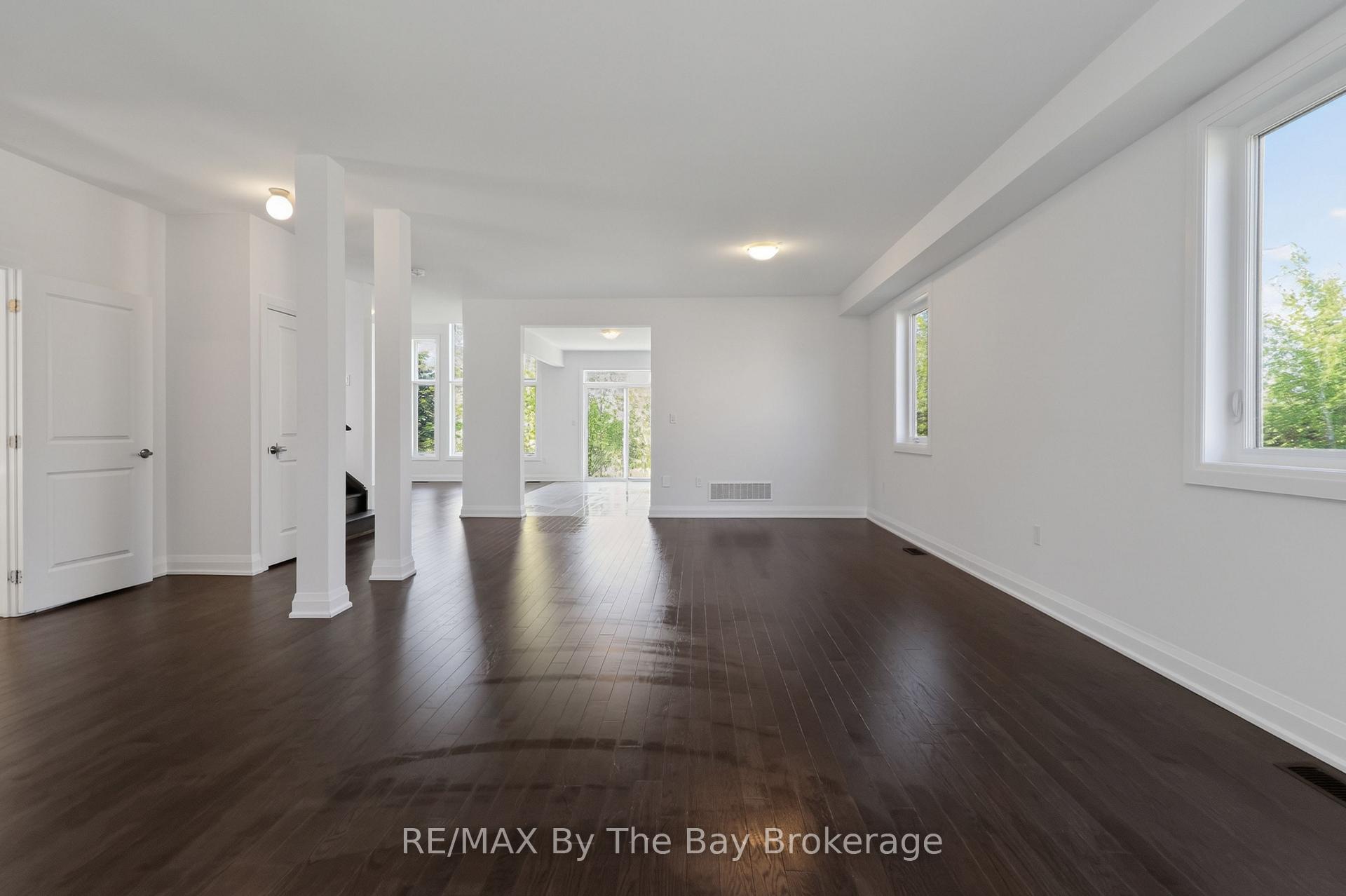 52 Amber Drive, Wasaga Beach — photo 5 of 5