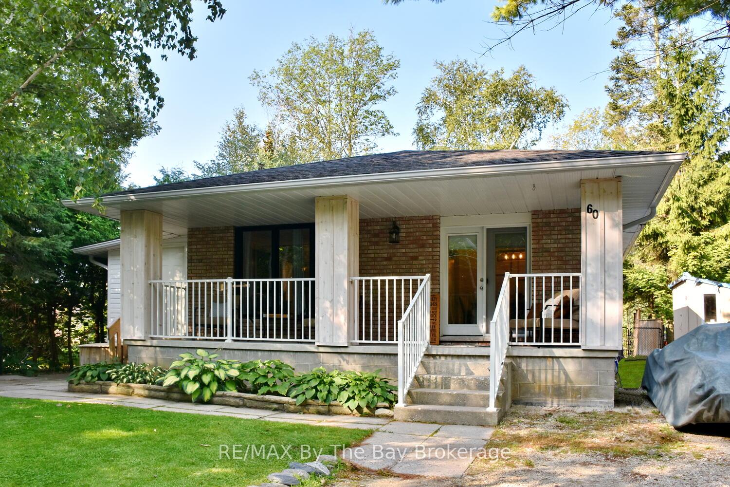 60 57th Street S, Wasaga Beach, ON L9Z 1W5 — Wasaga Beach, Ontario