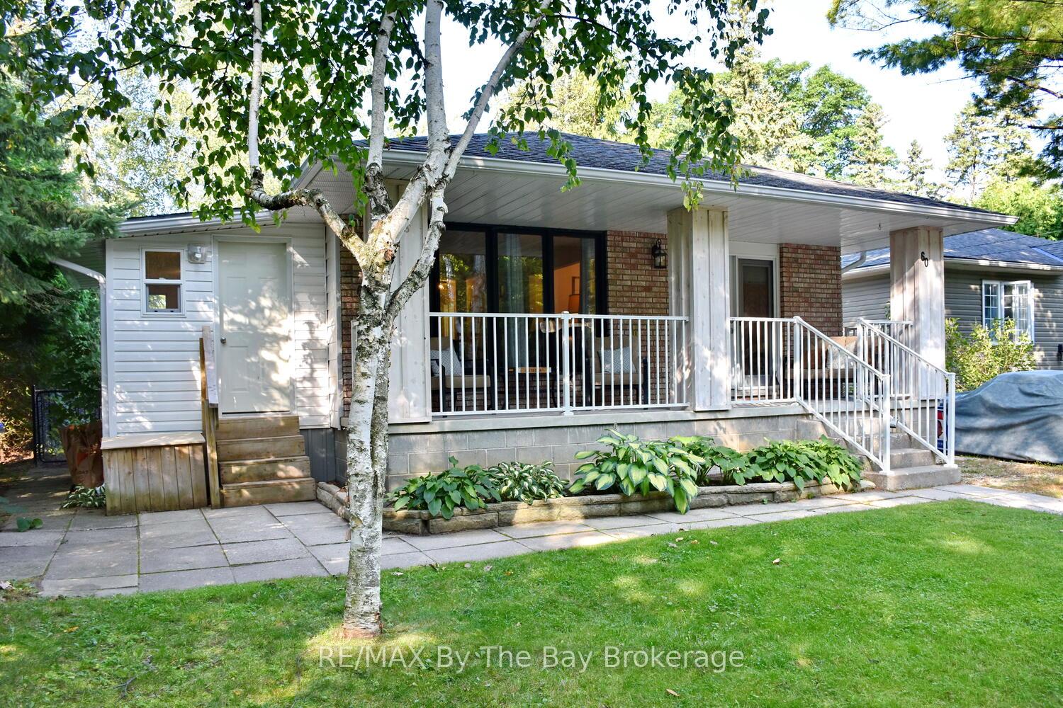 60 57th Street S, Wasaga Beach — photo 3 of 5