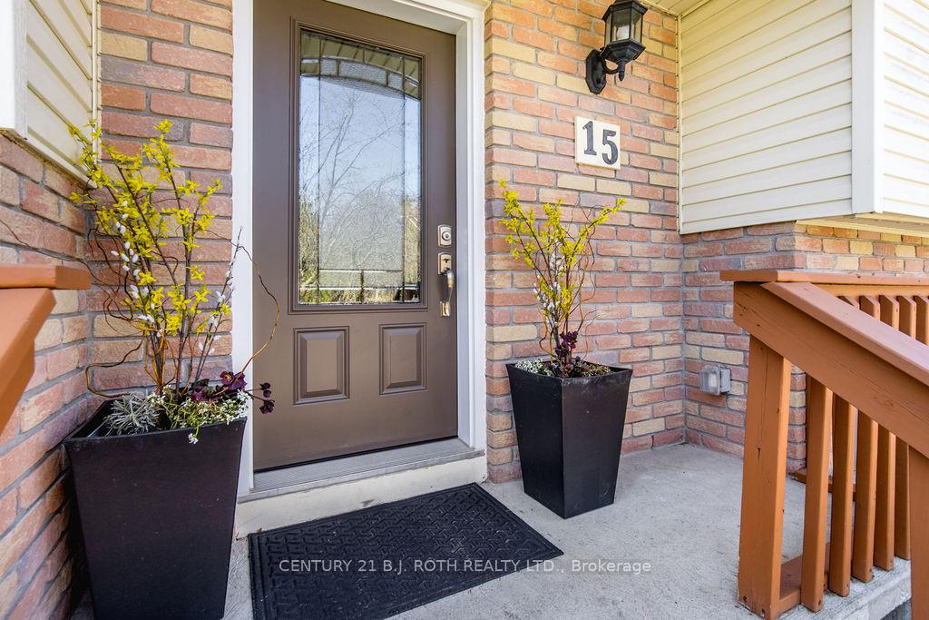 15 Sugarbush Road, Oro-Medonte — photo 3 of 5