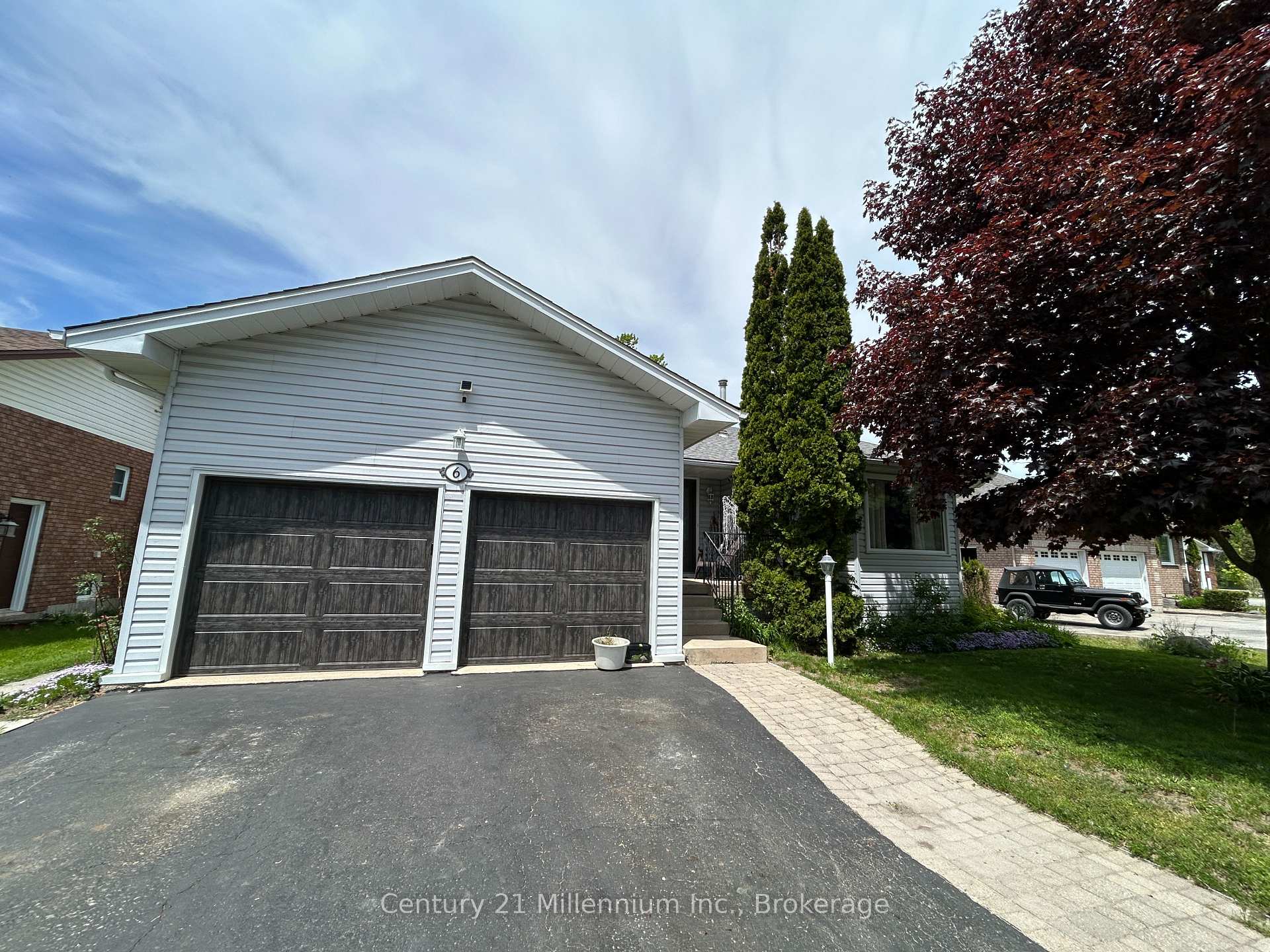6 Royal Beech Drive, Wasaga Beach — photo 4 of 5