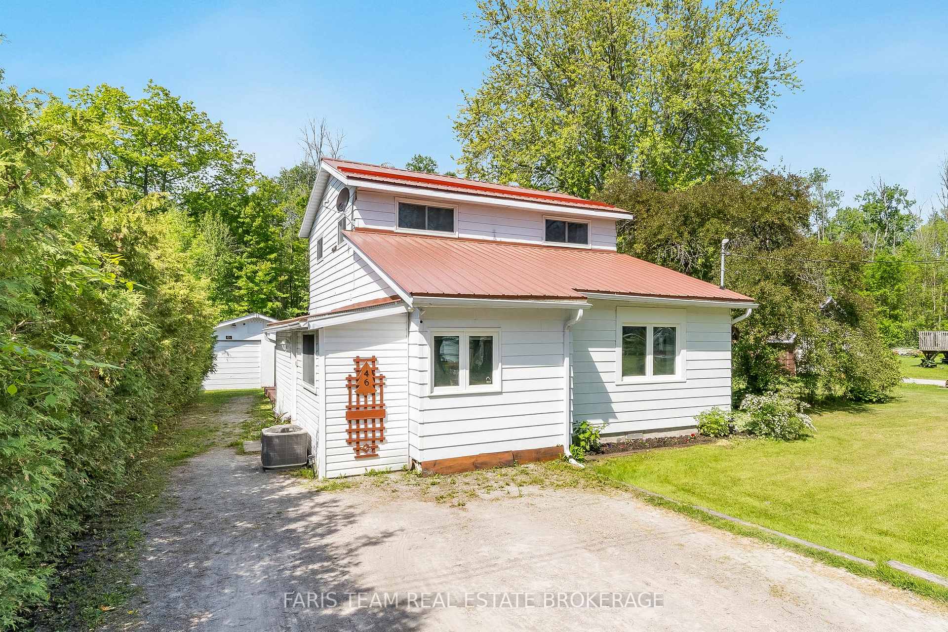 46 Hearthstone Drive, Tay, ON L0K 2C0 — Tay, Ontario