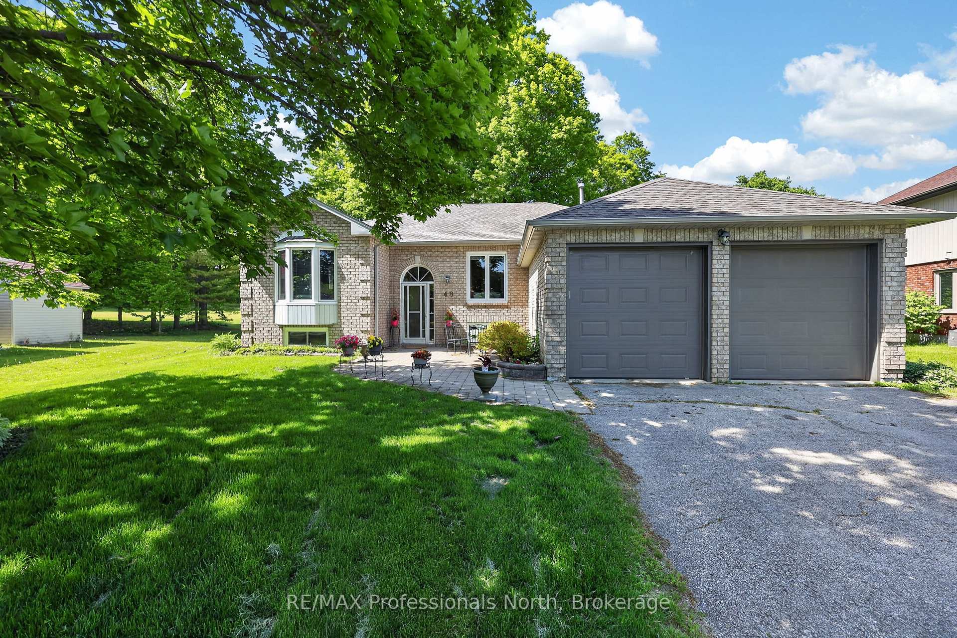 48 Fairway Crescent, Wasaga Beach — photo 4 of 5