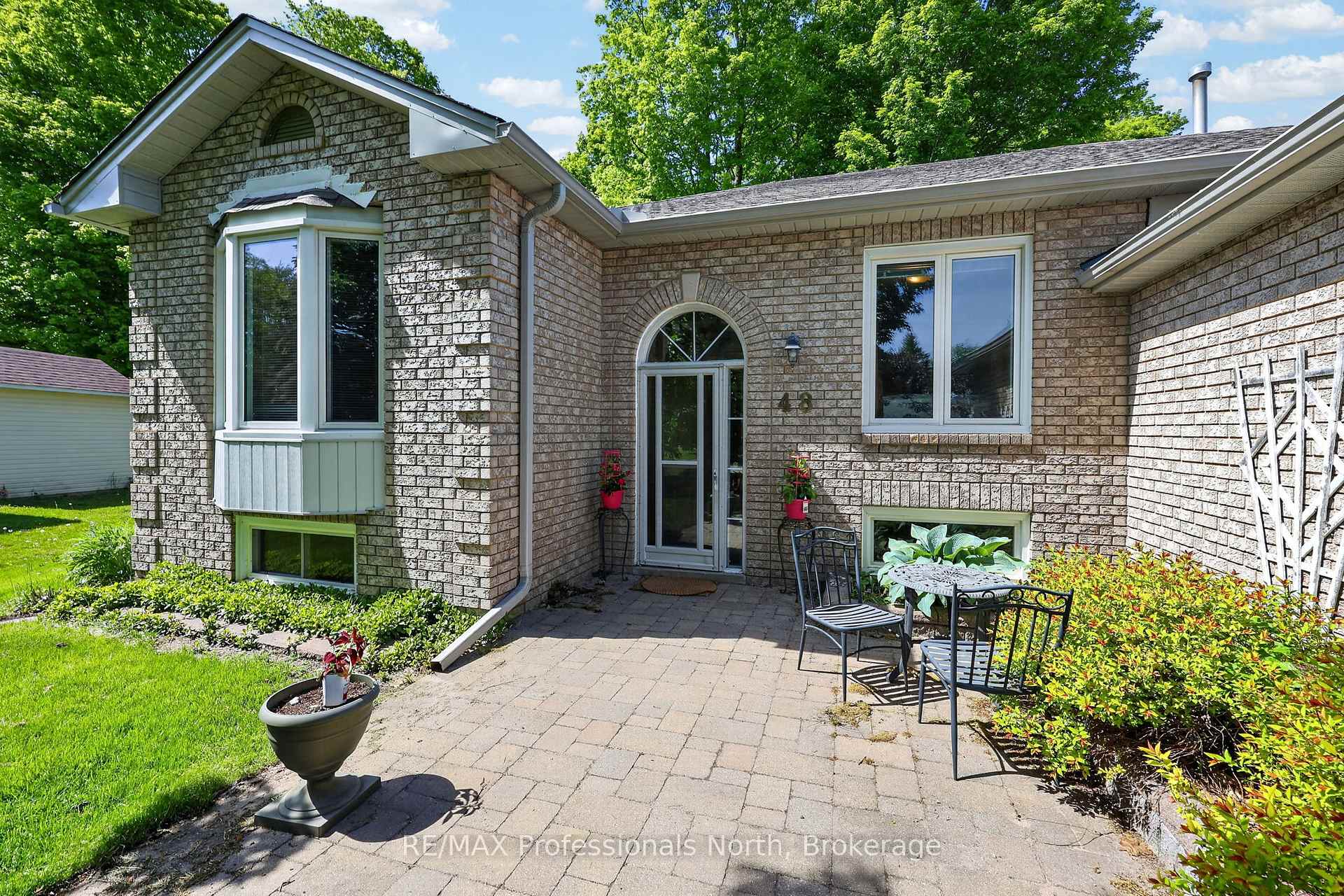 48 Fairway Crescent, Wasaga Beach — photo 5 of 5
