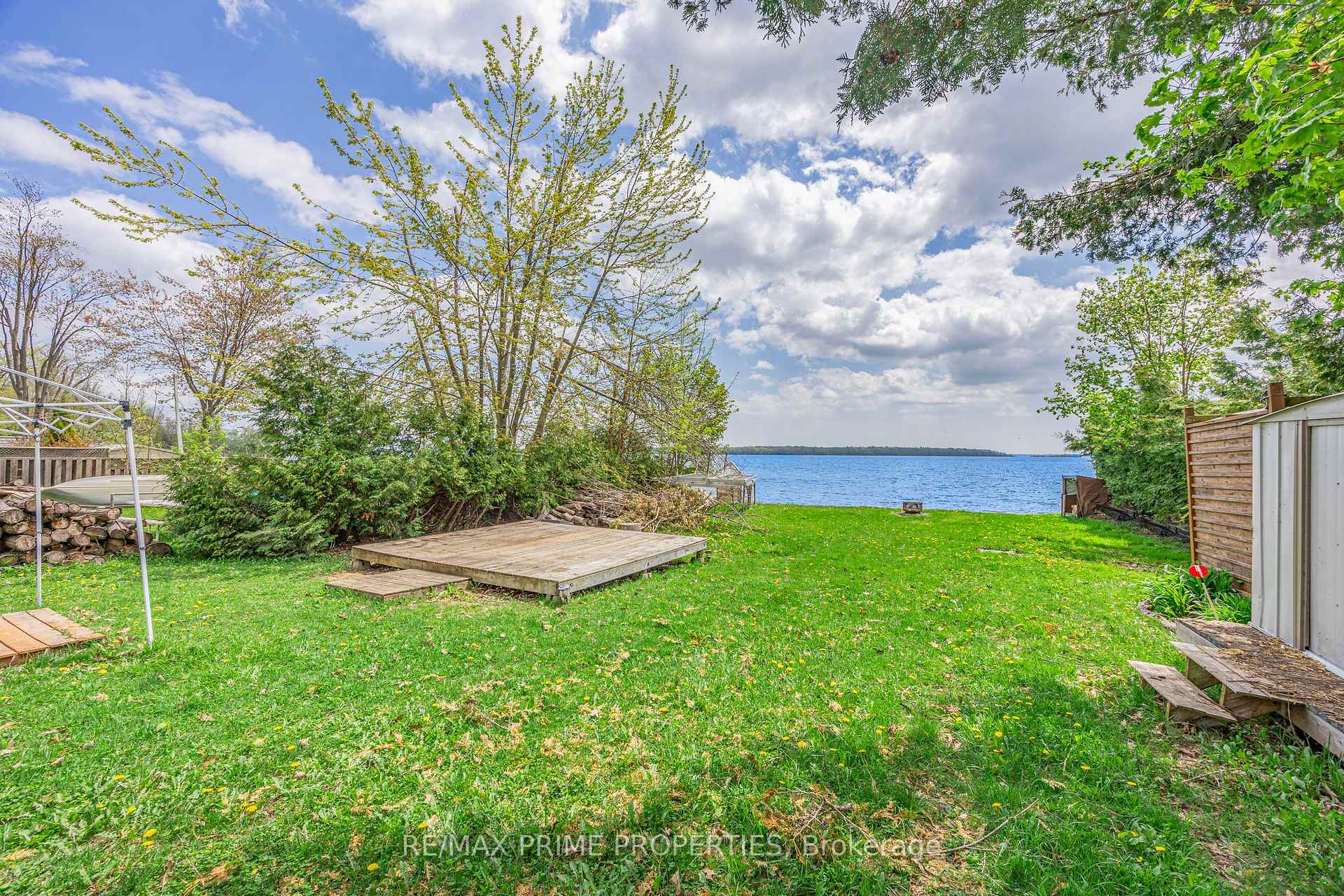 1947 Woods Bay Road, Severn, ON L3V 6H3 — Severn, Ontario