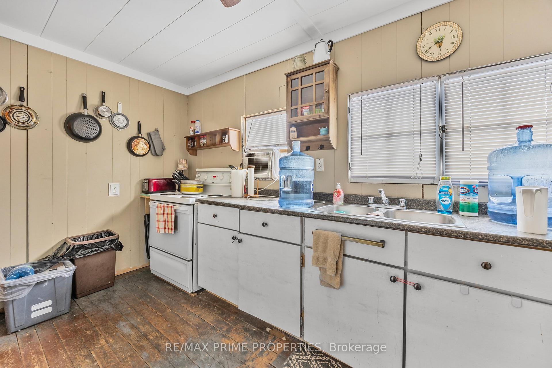 1947 Woods Bay Road, Severn — photo 4 of 5