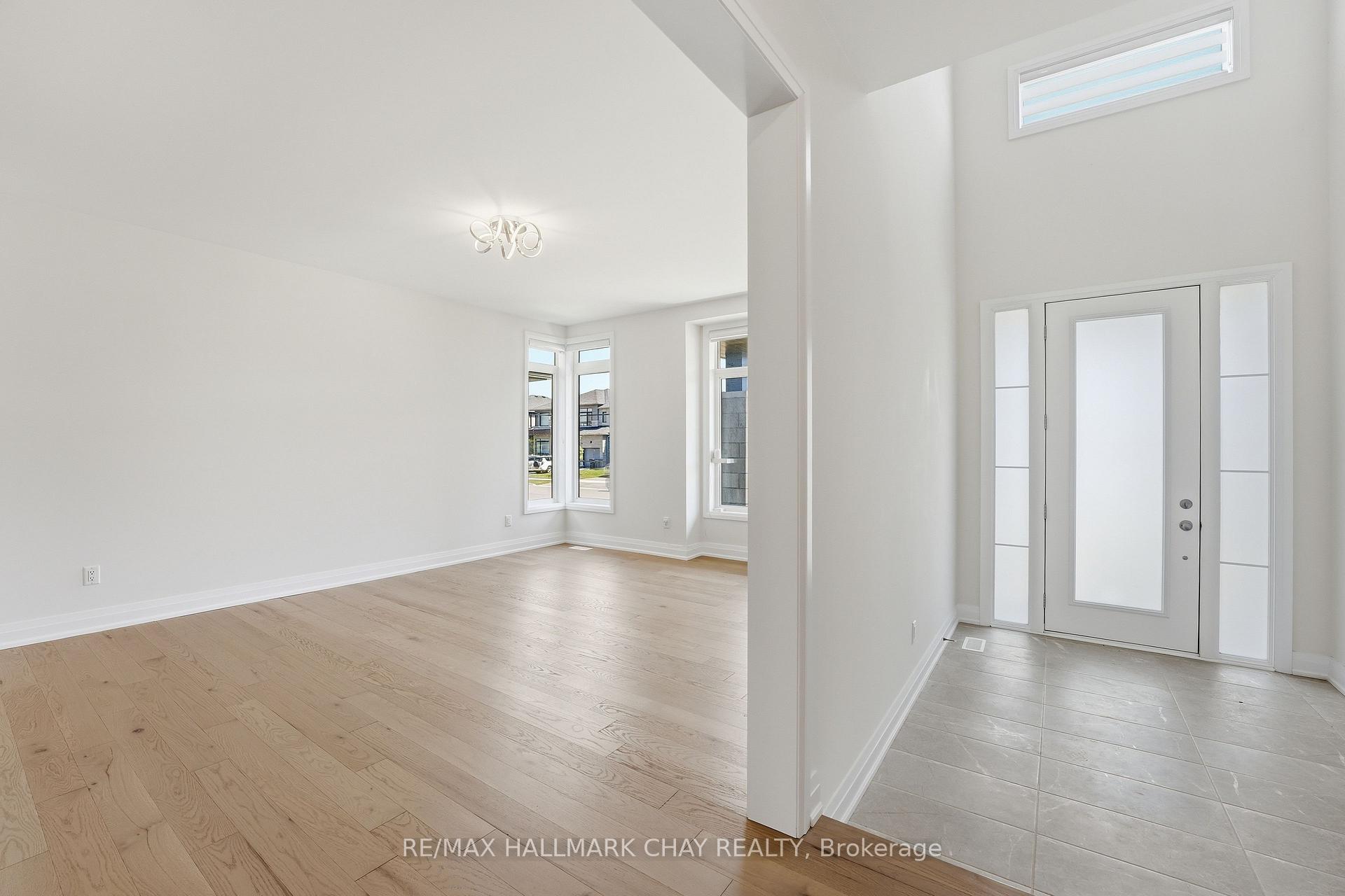 25 Del Ray Crescent, Wasaga Beach — photo 2 of 5