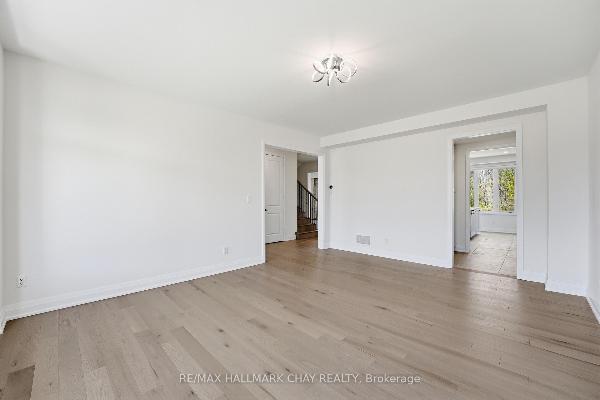 25 Del Ray Crescent, Wasaga Beach — photo 4 of 5