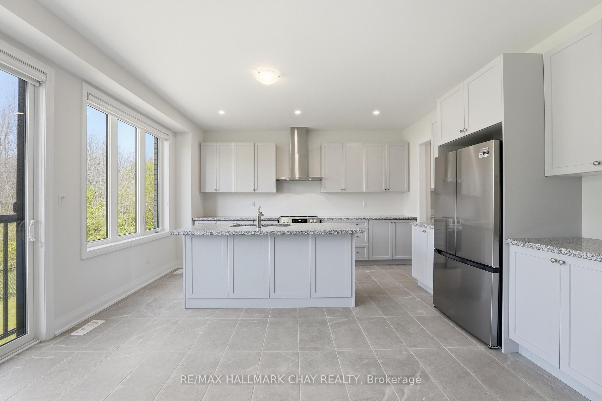 25 Del Ray Crescent, Wasaga Beach — photo 5 of 5