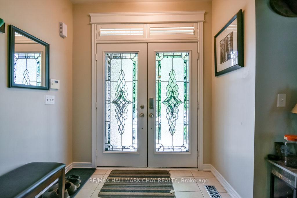 34 Meadowood Drive, Wasaga Beach — photo 2 of 5