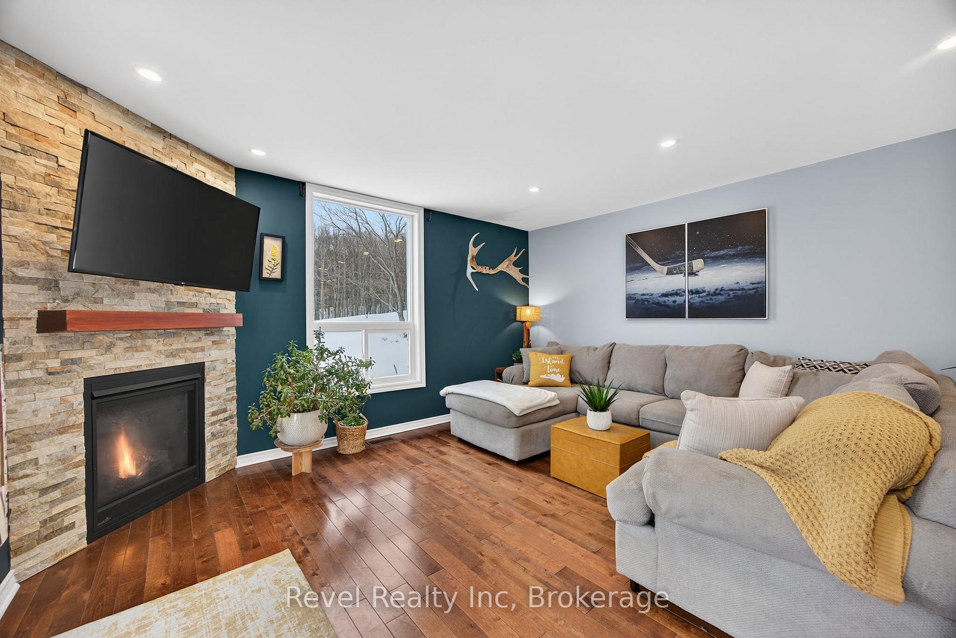 2391 Rumney Road, Tay — photo 3 of 5