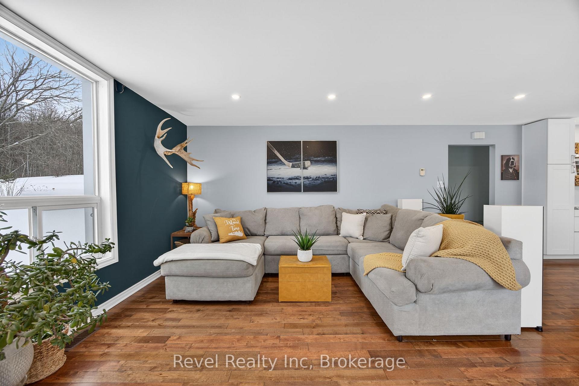 2391 Rumney Road, Tay — photo 4 of 5