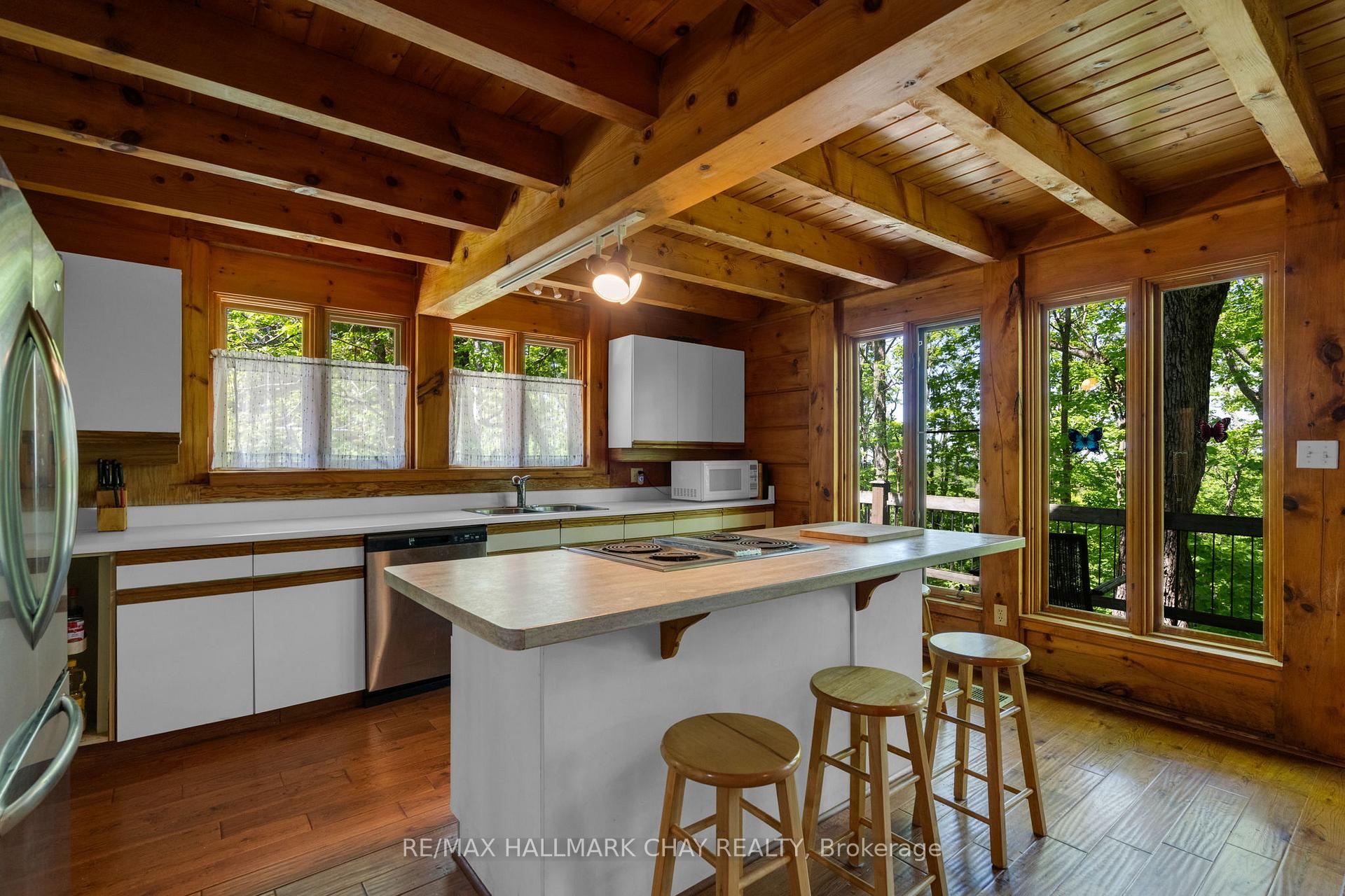 47 Cathedral Pines Road, Oro-Medonte — photo 5 of 5