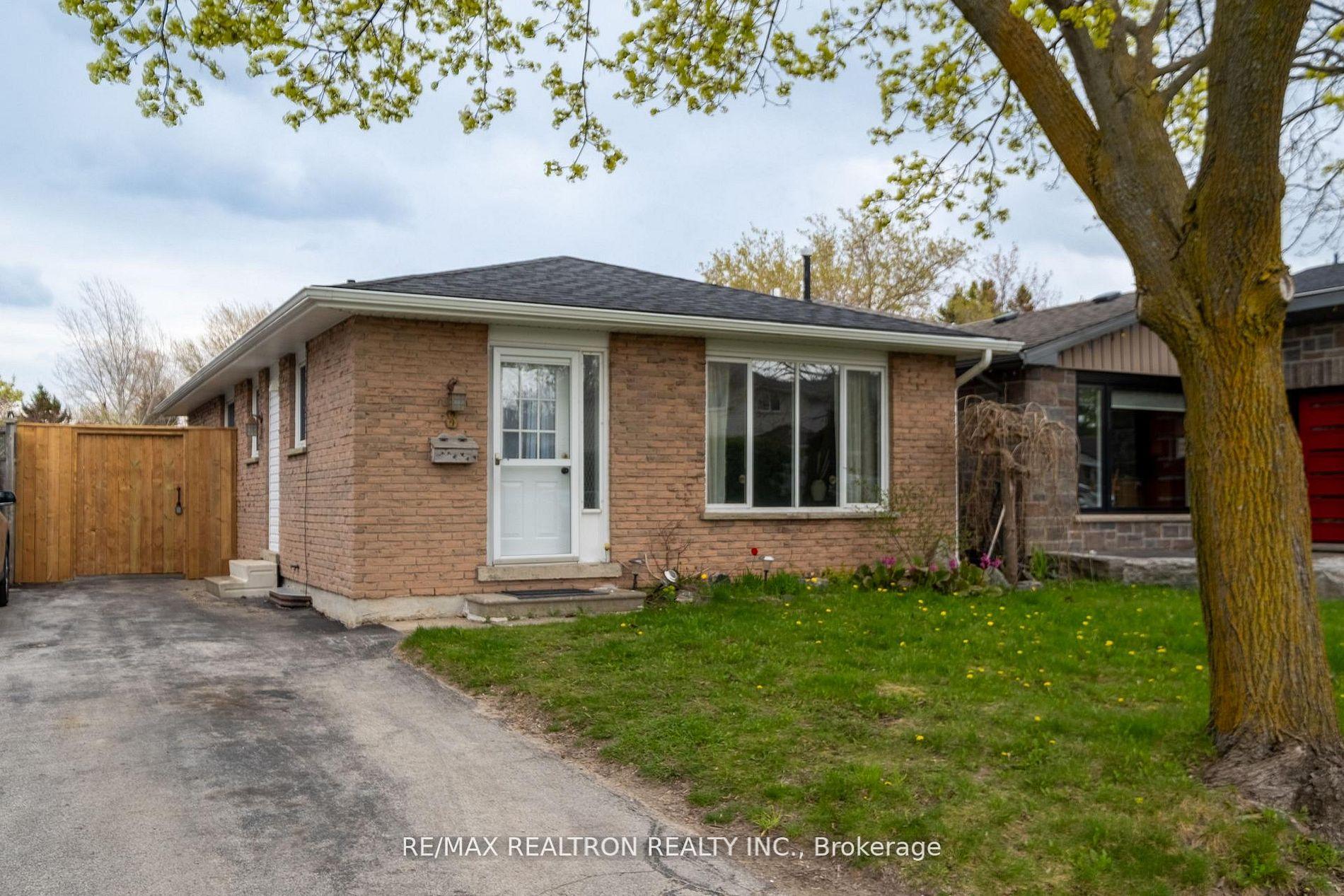 8 Courtice Crescent, Collingwood, ON L9Y 4G1 — Collingwood, Ontario