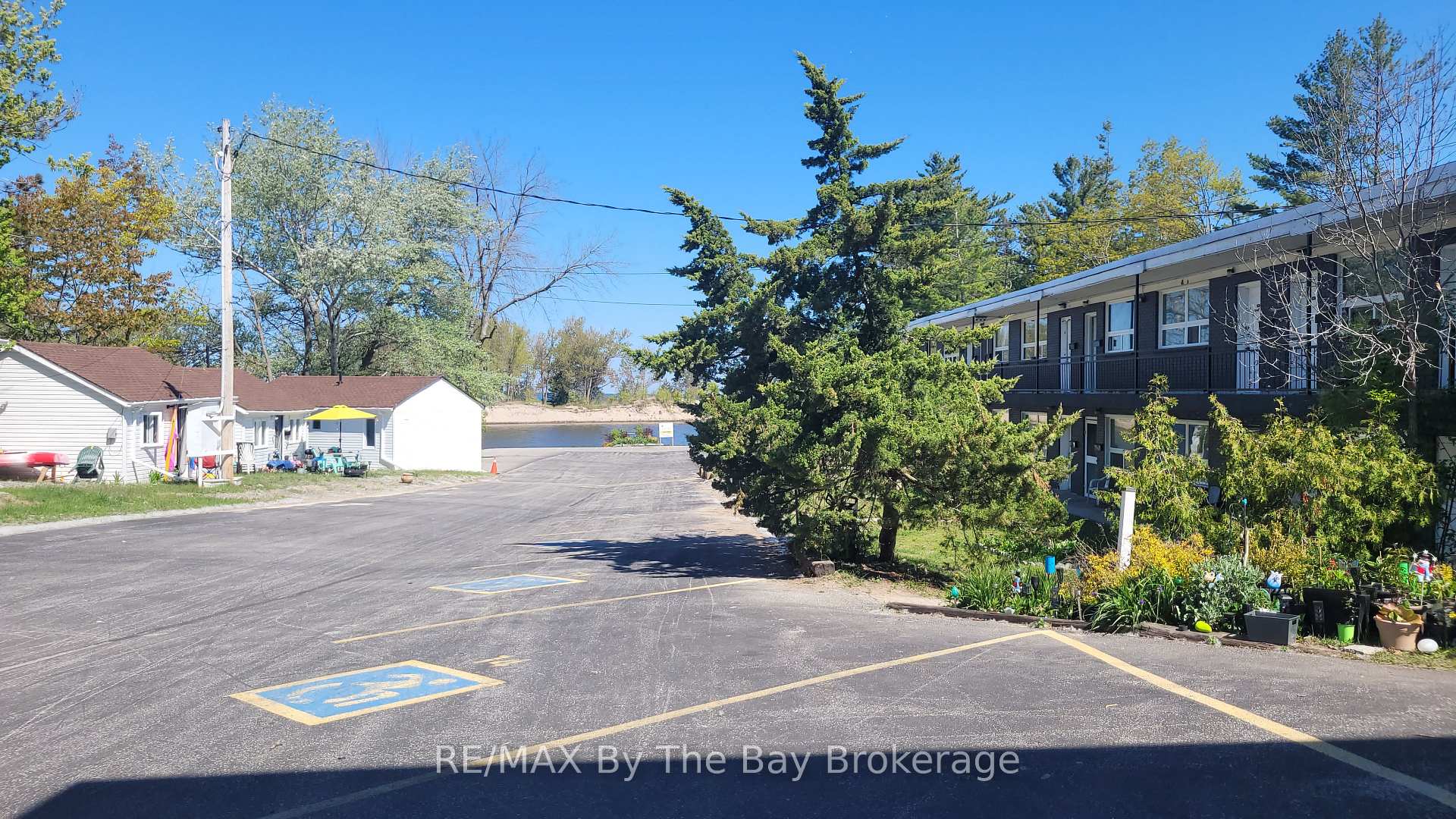 280 RIVER Road E A05, Wasaga Beach — photo 2 of 5