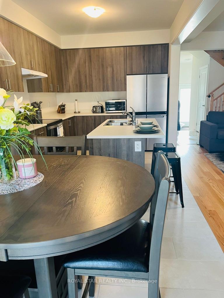 7 Federica Crescent, Wasaga Beach — photo 5 of 5