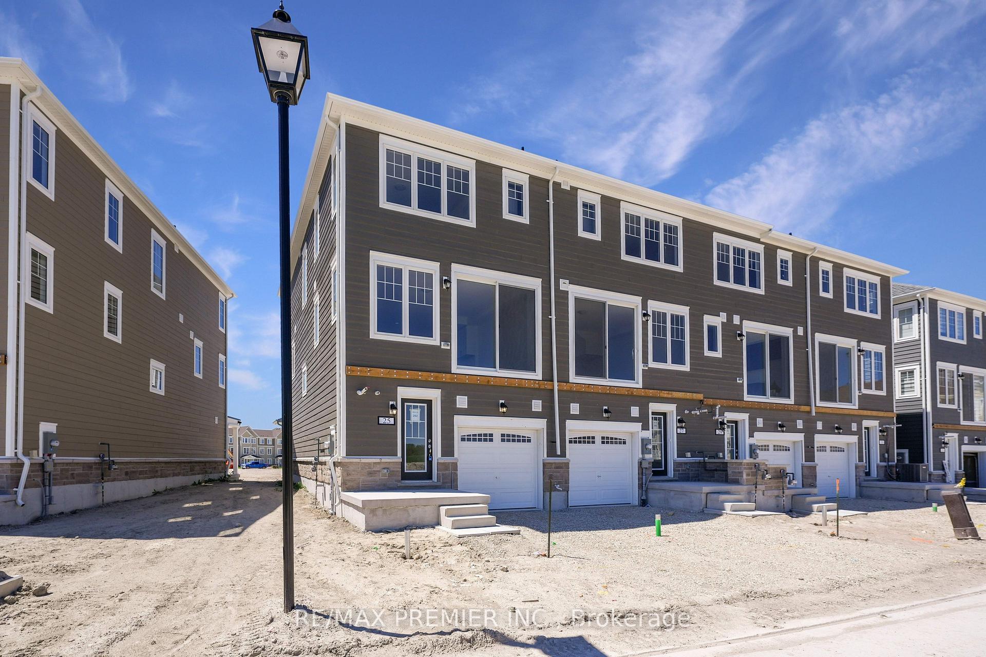 25 Sama Way, Wasaga Beach — photo 2 of 5
