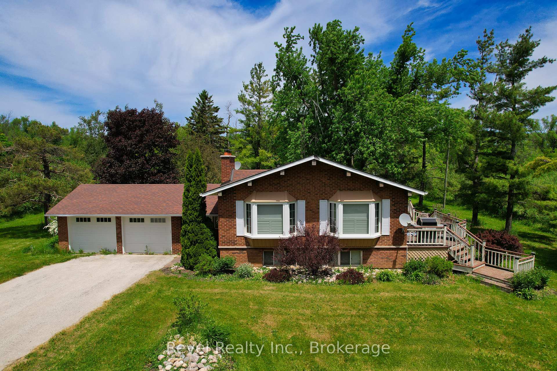 38 Station Street, Clearview, ON L0M 1L0 — Clearview, Ontario