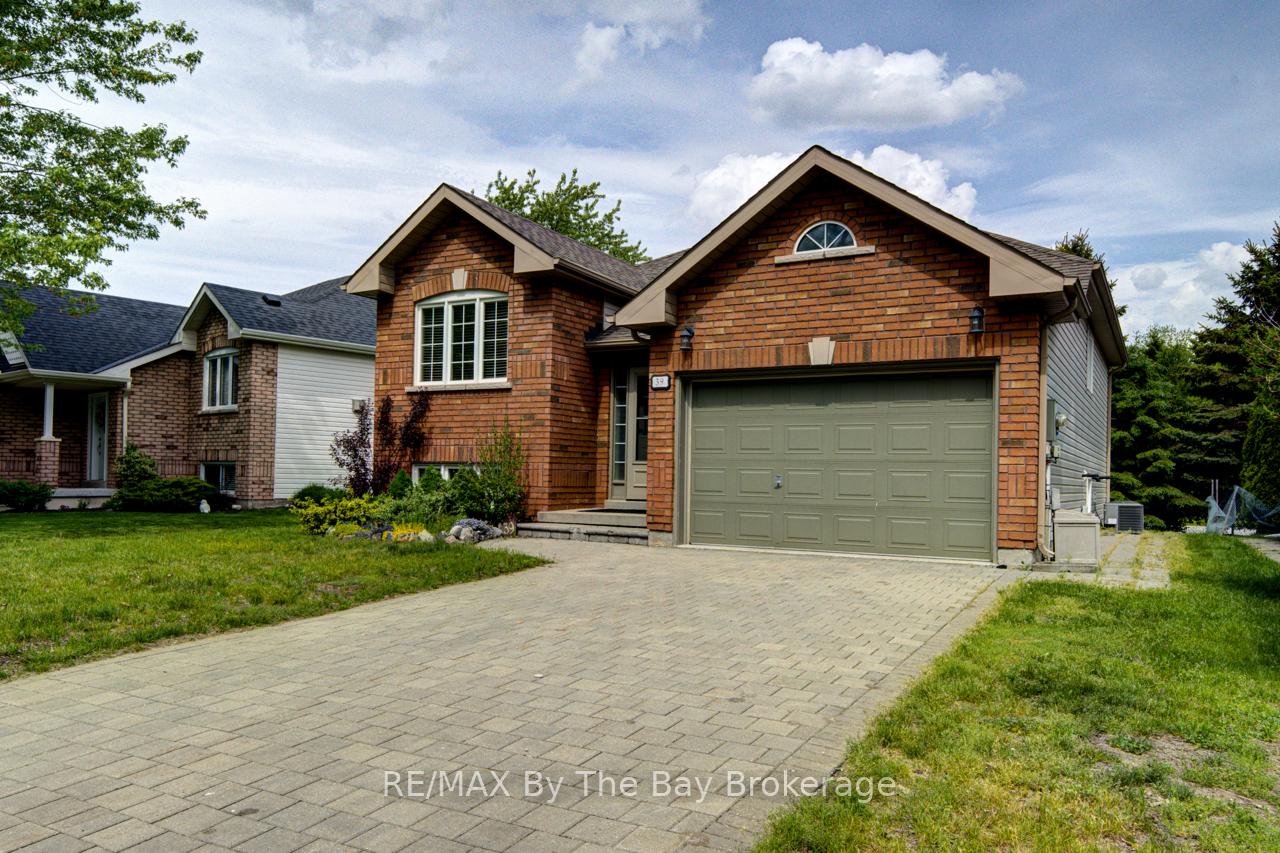 39 Rose Valley Way, Wasaga Beach — photo 2 of 5