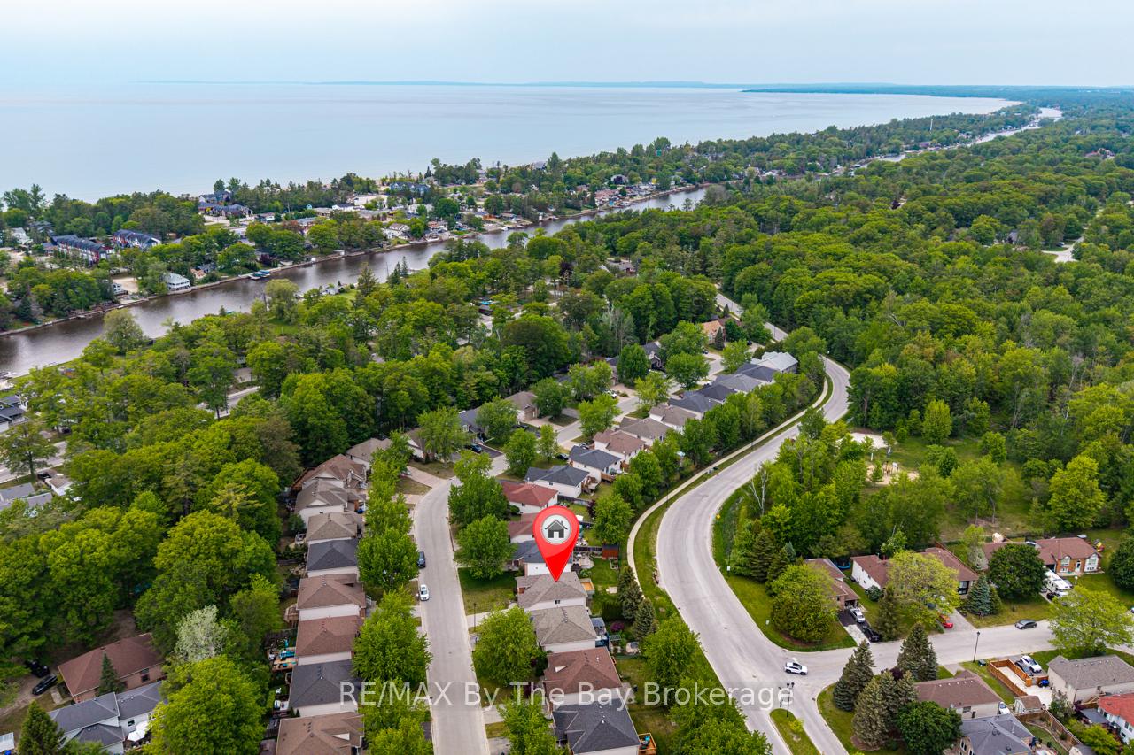 39 Rose Valley Way, Wasaga Beach — photo 3 of 5