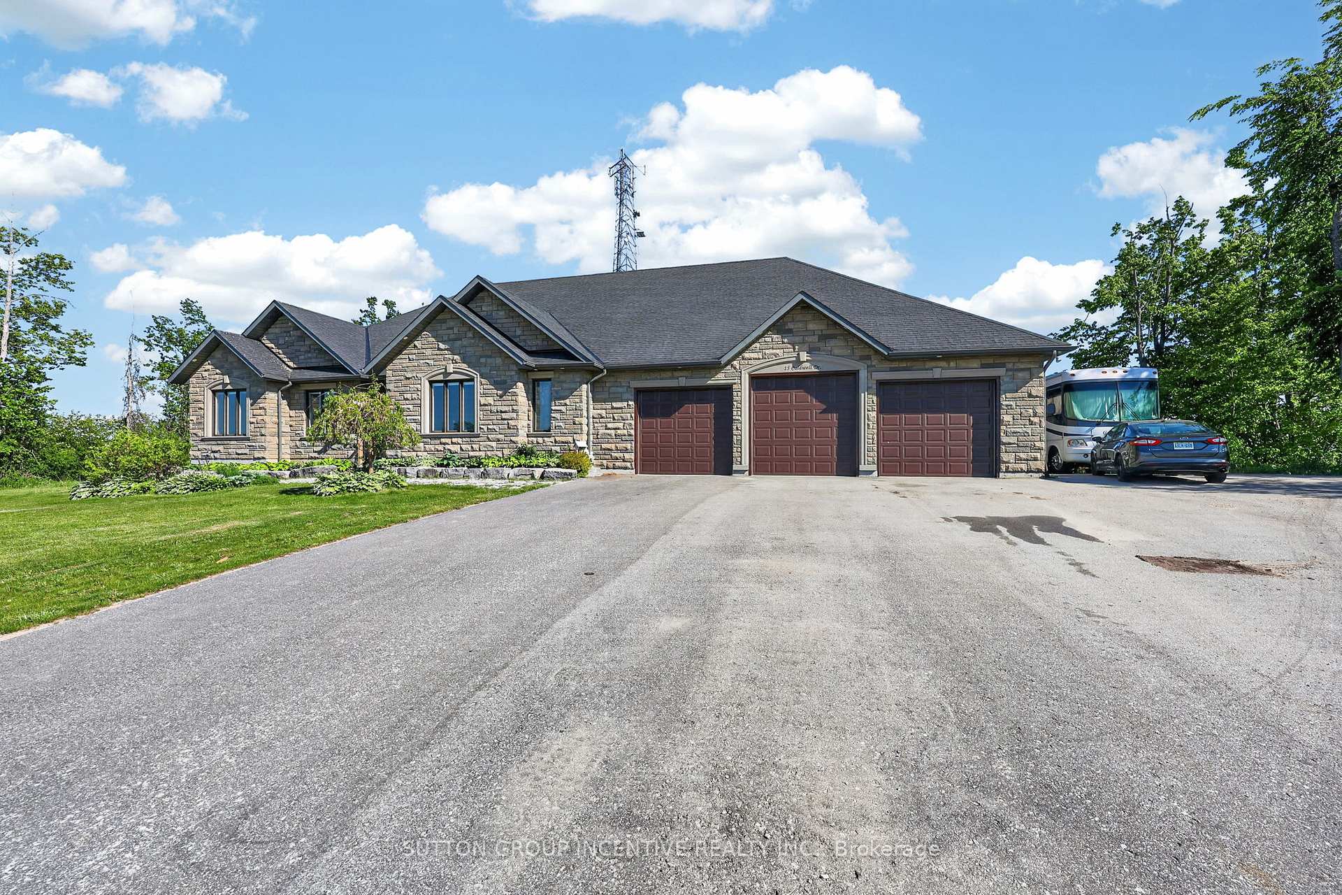 15 Caldwell Drive, Oro-Medonte — photo 4 of 5