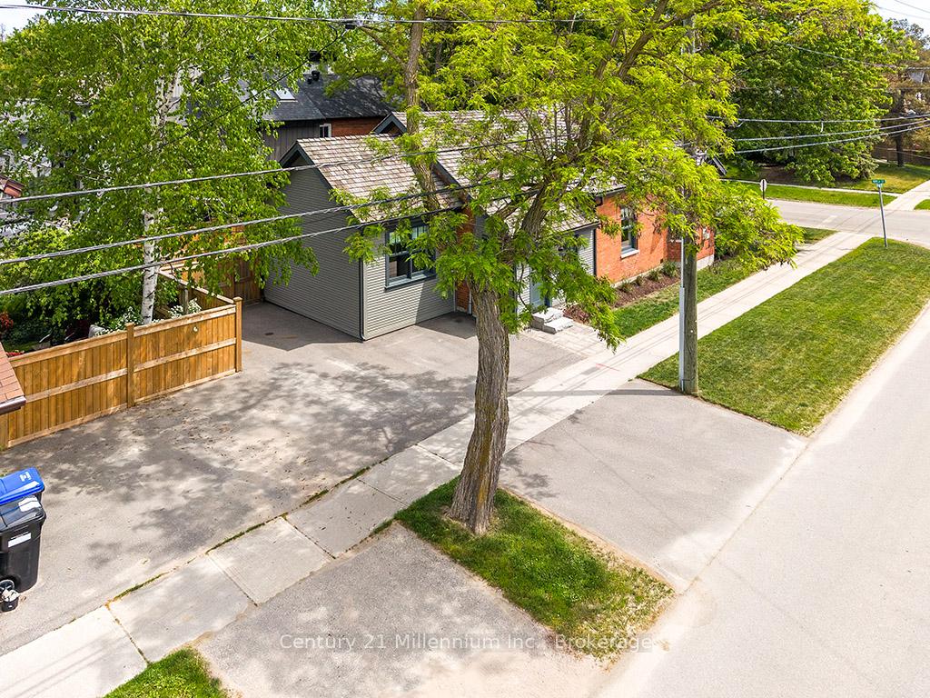 350 Birch Street, Collingwood — photo 5 of 5