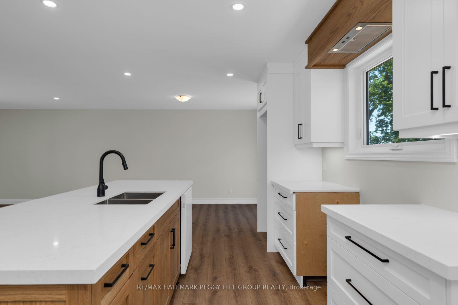 1100 Vespra Valley Road, Springwater — photo 5 of 5