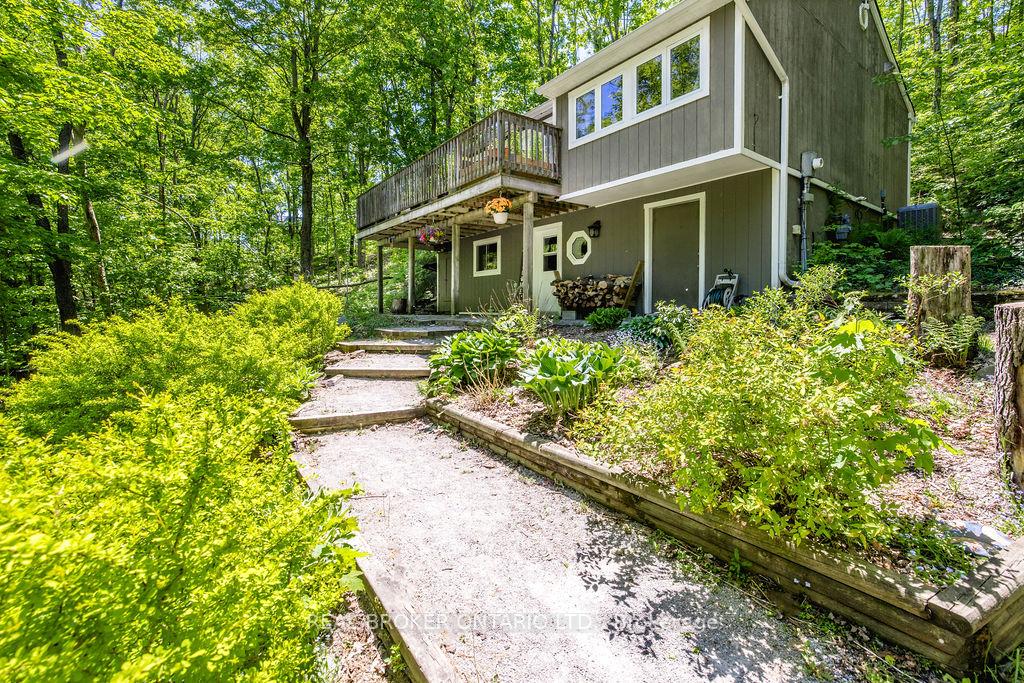 63 Huronwoods Drive, Oro-Medonte — photo 2 of 5