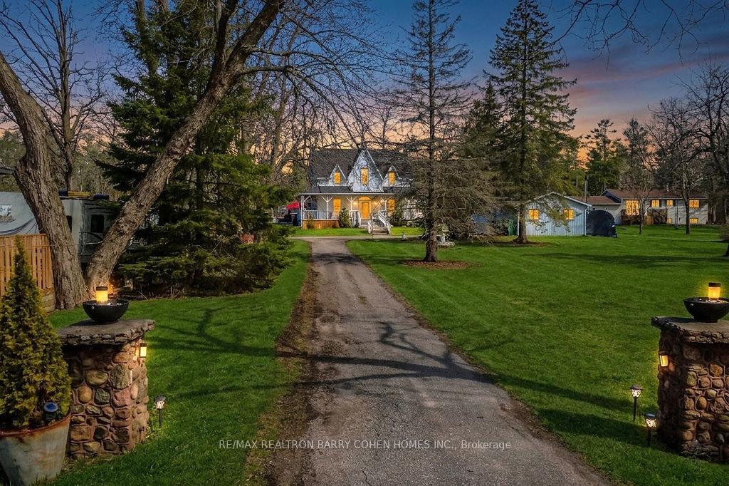 8 Lakeshore Road E, Oro-Medonte — photo 3 of 5