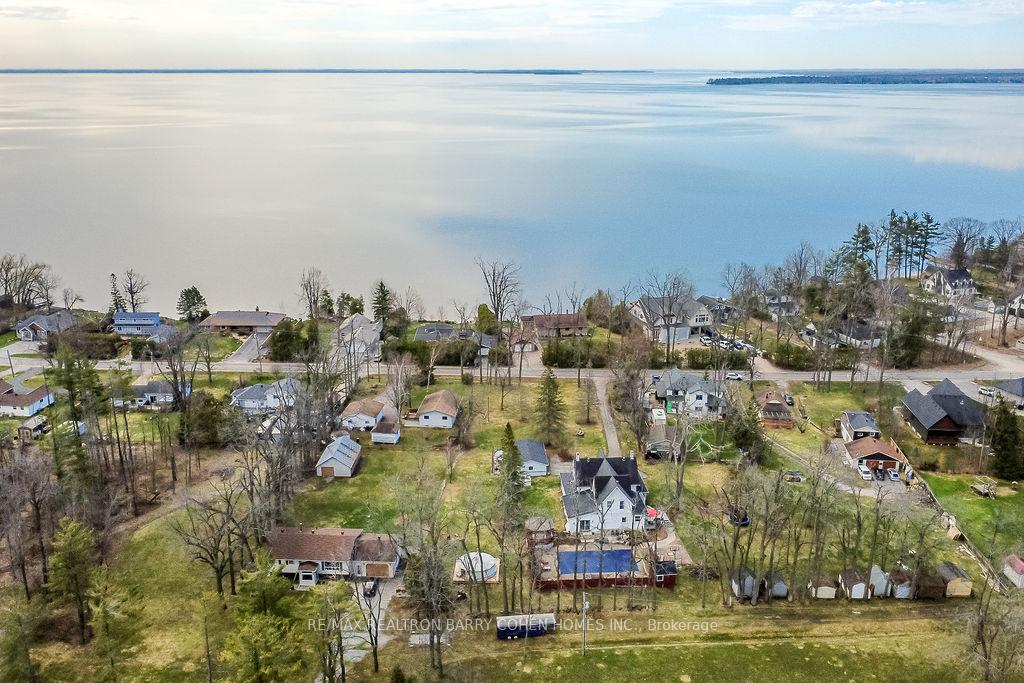 8 Lakeshore Road E, Oro-Medonte — photo 4 of 5