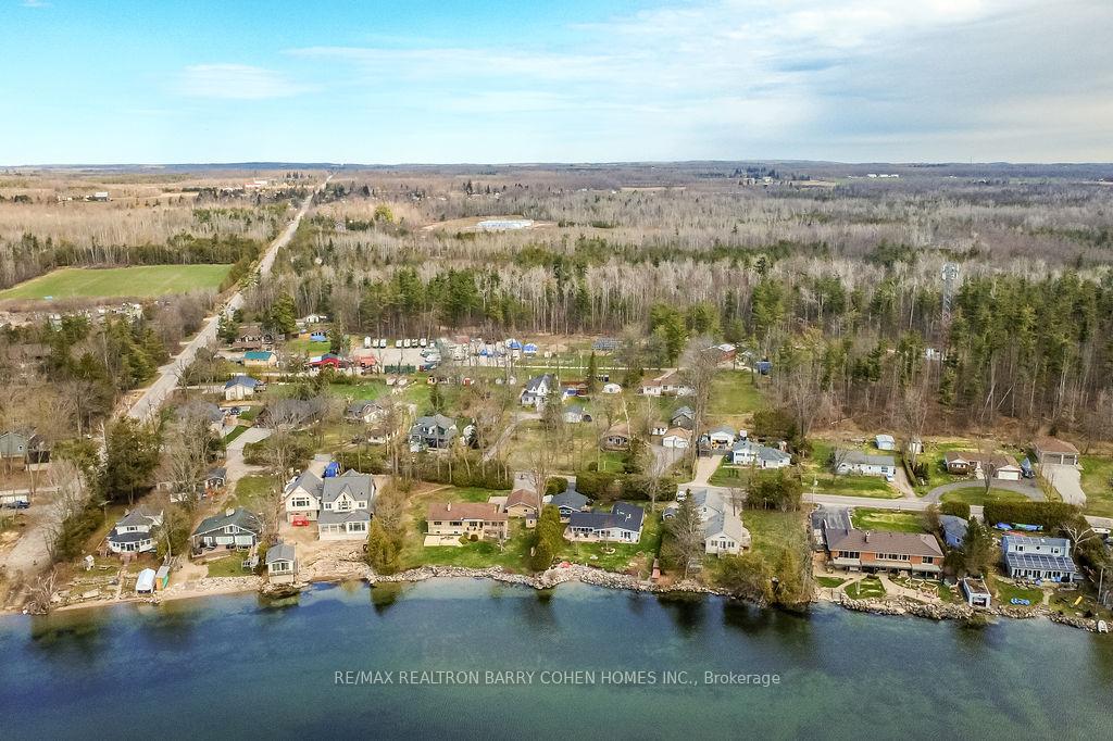8 Lakeshore Road E, Oro-Medonte — photo 5 of 5