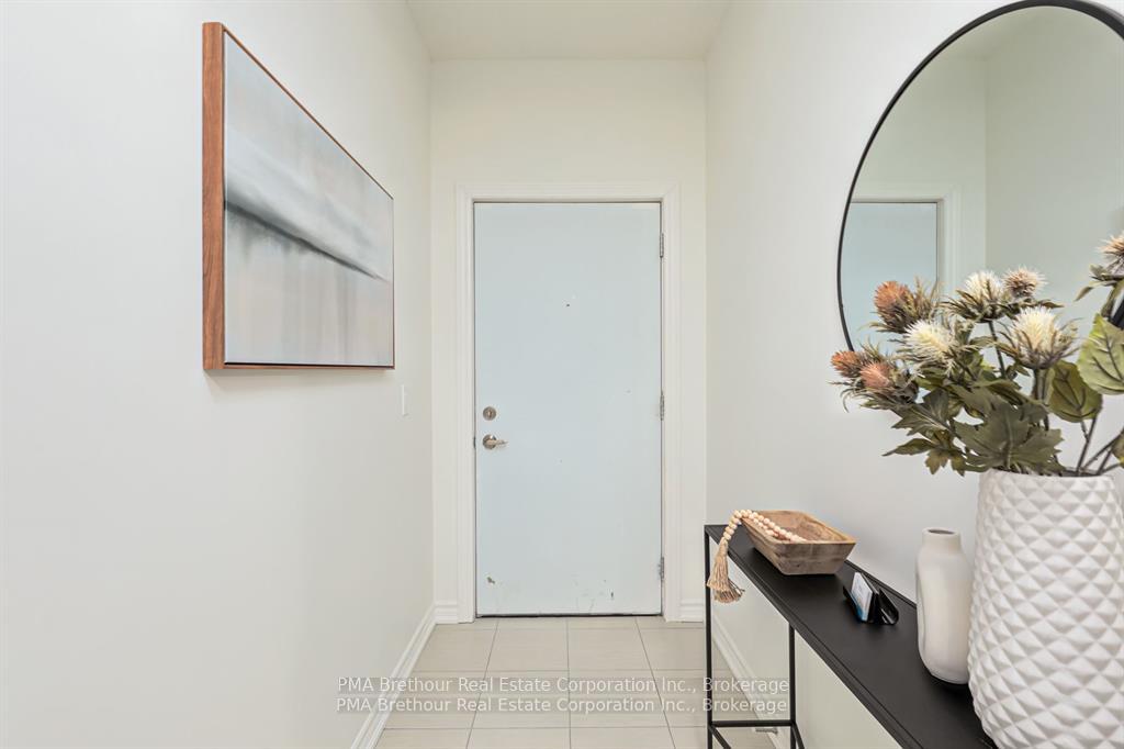 17 Spooner Crescent S 107, Collingwood — photo 2 of 5