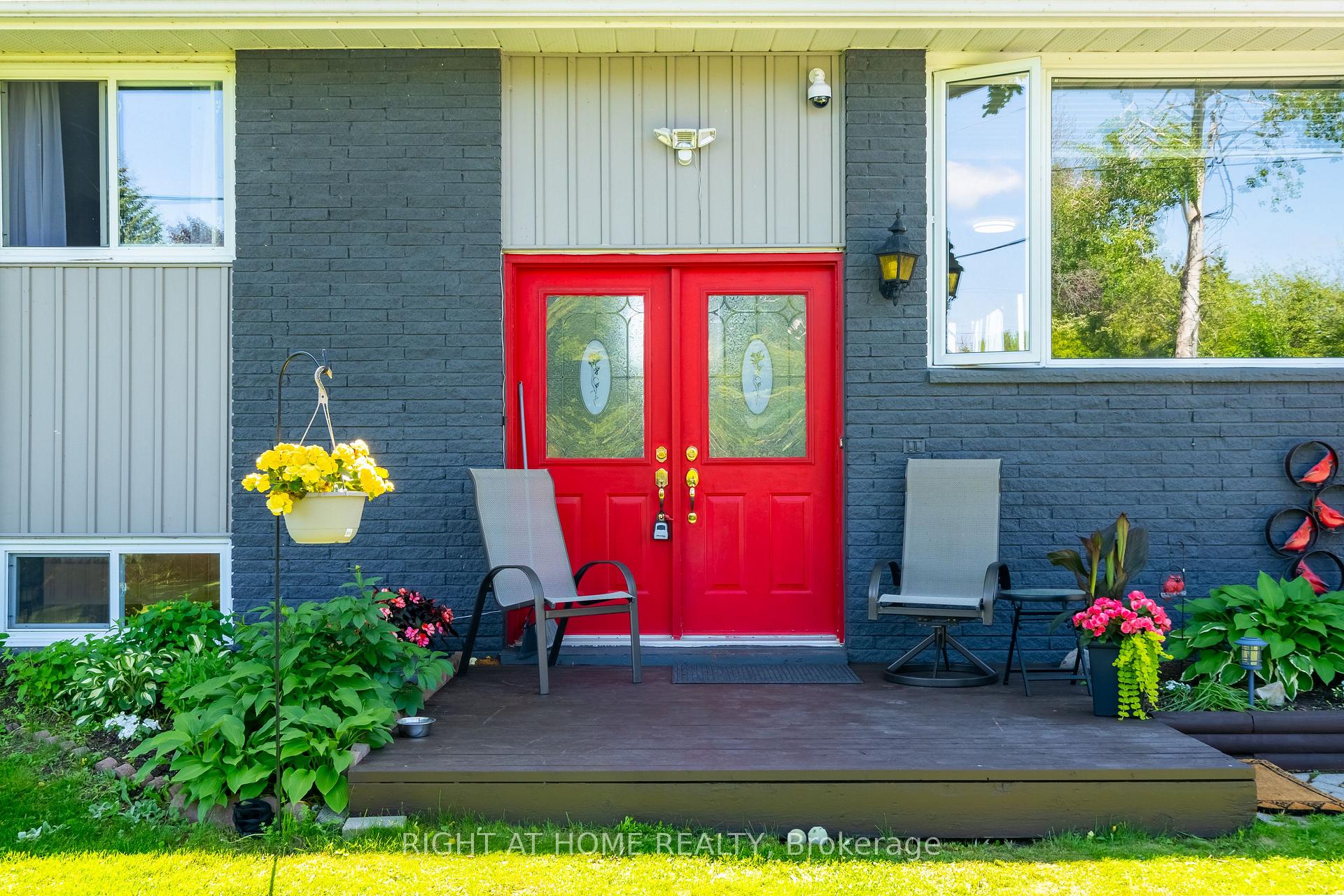 4654 Mcneil Street, Ramara — photo 4 of 5