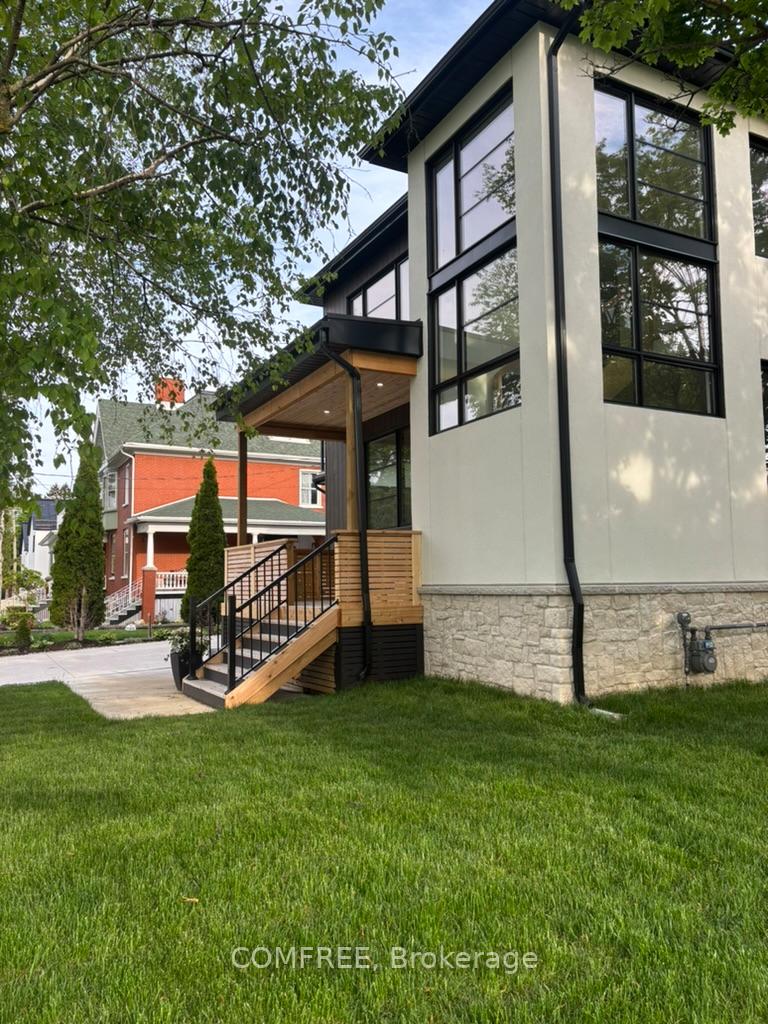 169 Second Street, Collingwood — photo 3 of 5