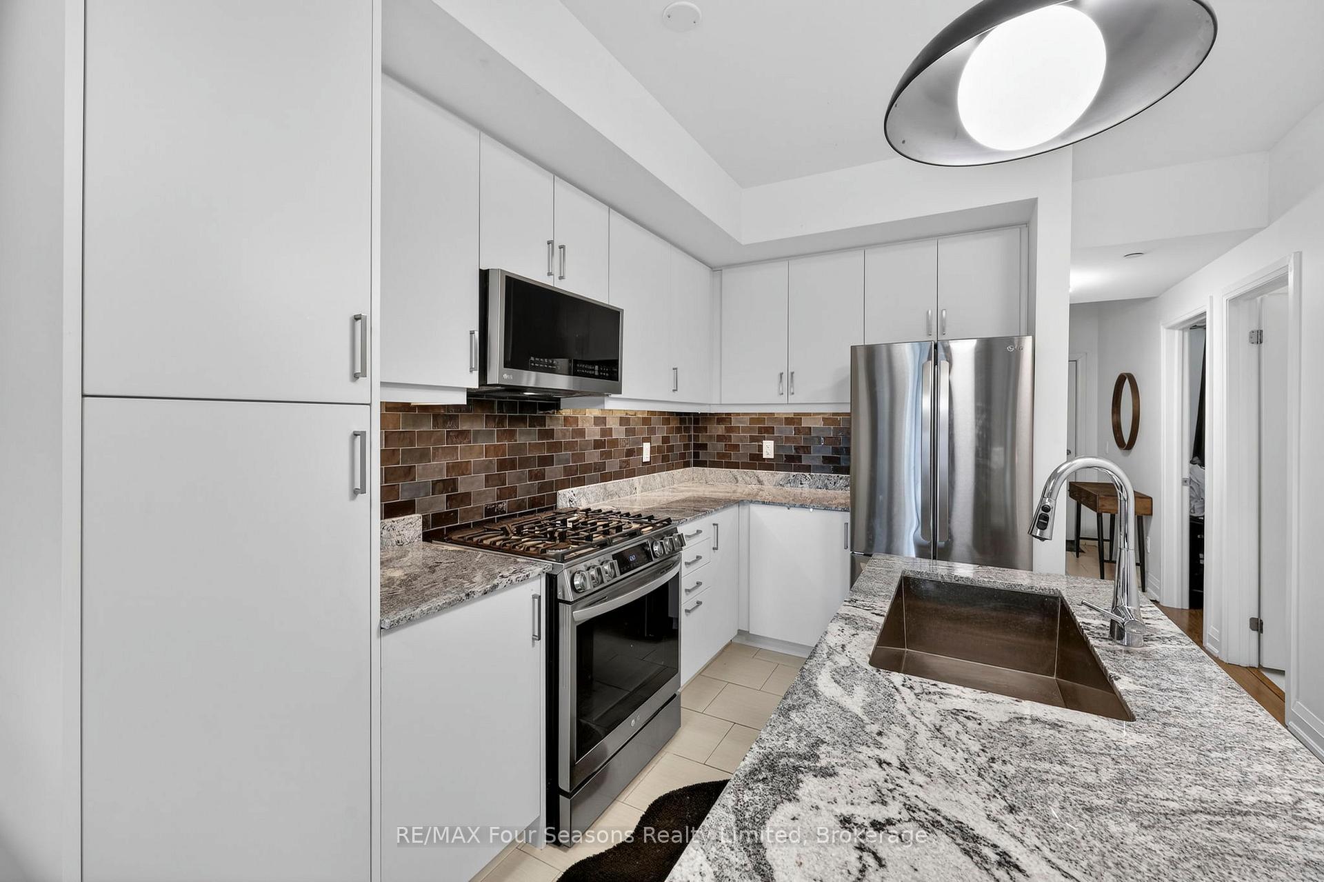 17 Spooner Crescent 108, Collingwood — photo 3 of 5