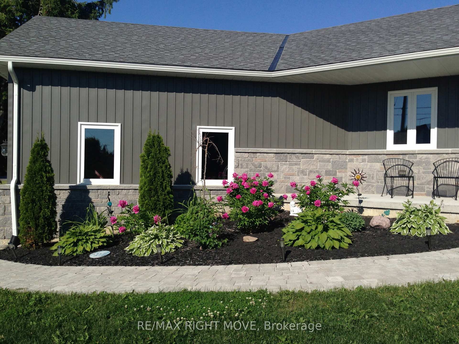 1499 15/16 Side Road E, Oro-Medonte — photo 2 of 5