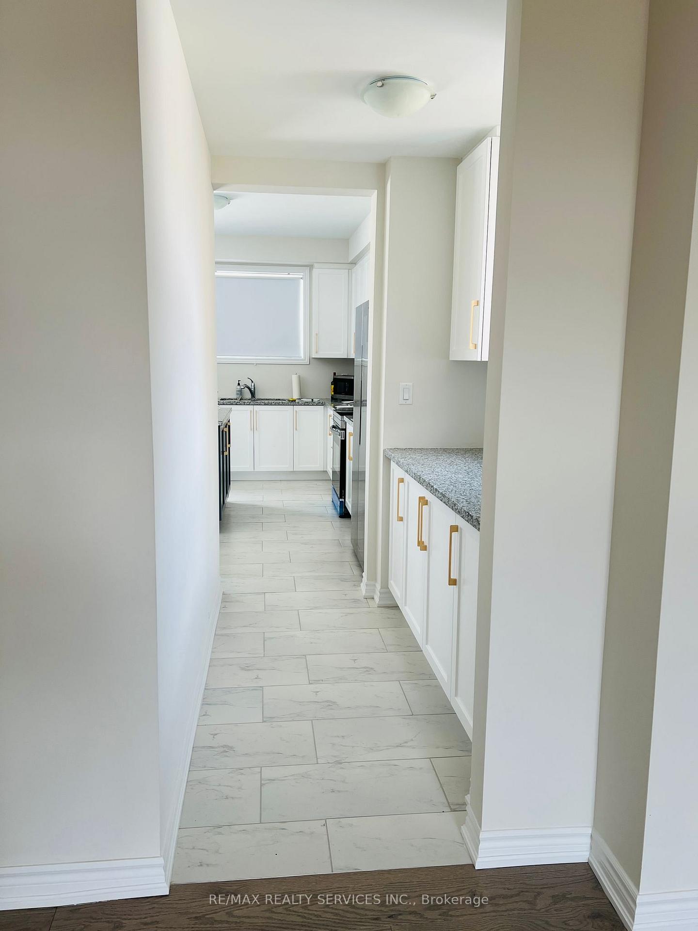 13 Del Ray Crescent, Wasaga Beach — photo 4 of 5